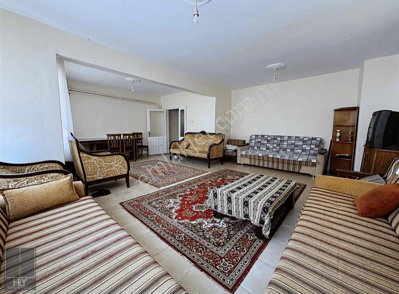 Hly'den Bahçelievler Mahallesinde Eşyalı 2+1 Kiralık Daire - Görsel 12