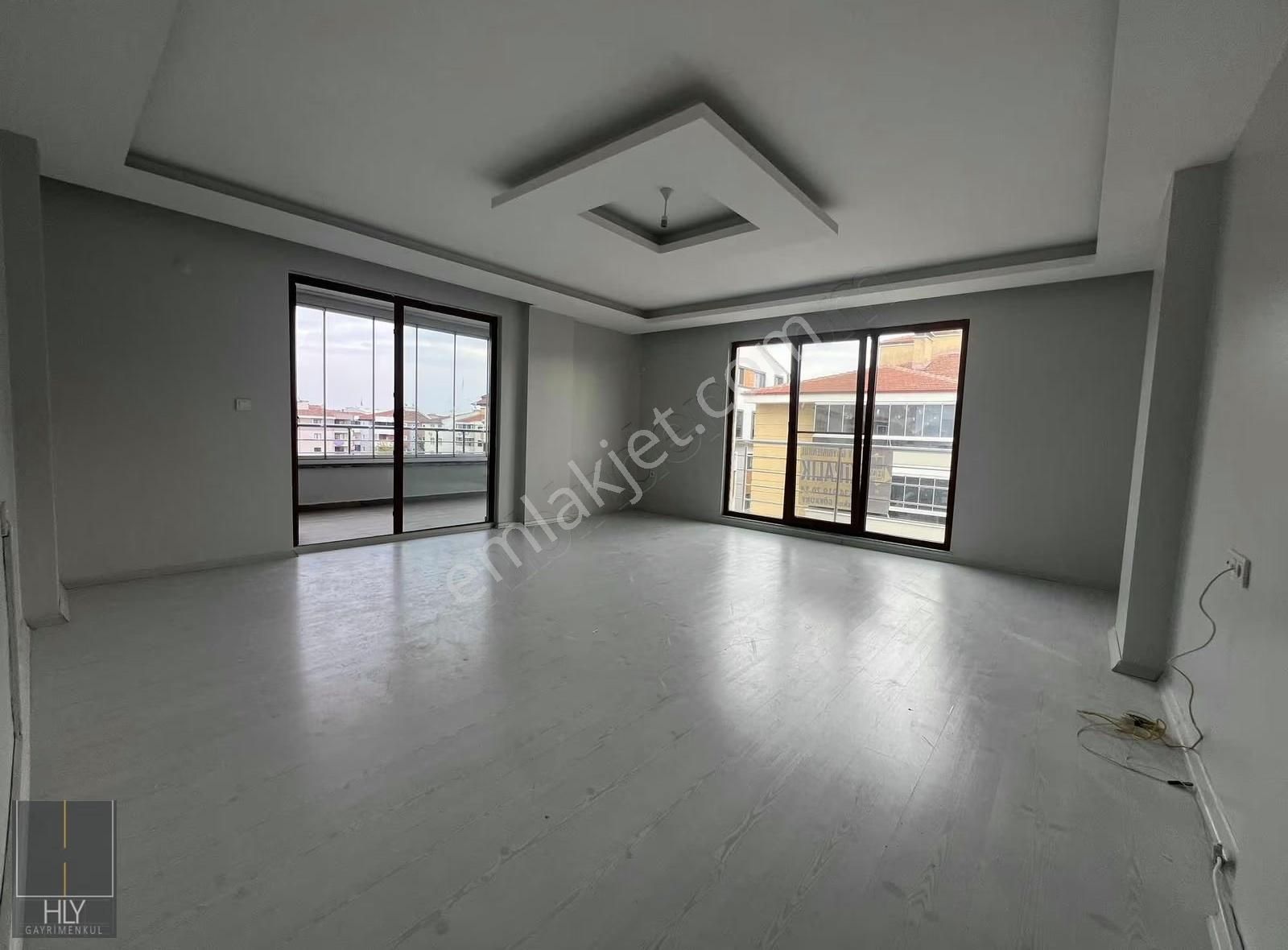 Hly Gayrimenkulden Plevne Mahallesinde 3+1 Kiralık Daire - Görsel 24