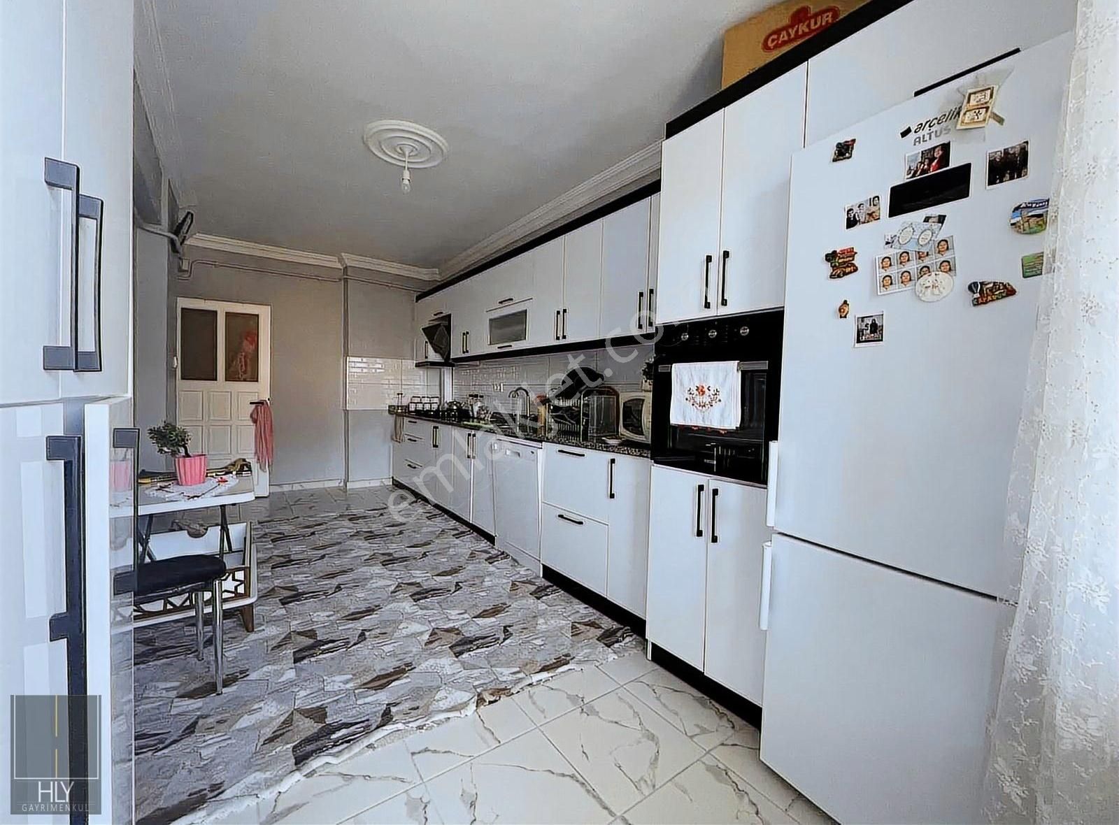 Hly'den Beyoğlu Caddesi Üzerinde Ara Kat 3+1 Satılık Daire - Görsel 26