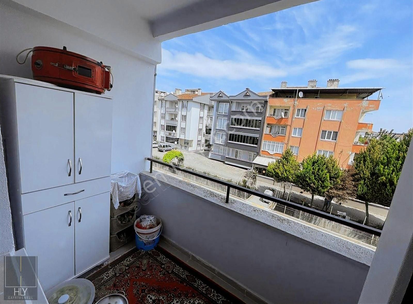 Hly'den Beyoğlu Caddesi Üzerinde Ara Kat 3+1 Satılık Daire - Görsel 3