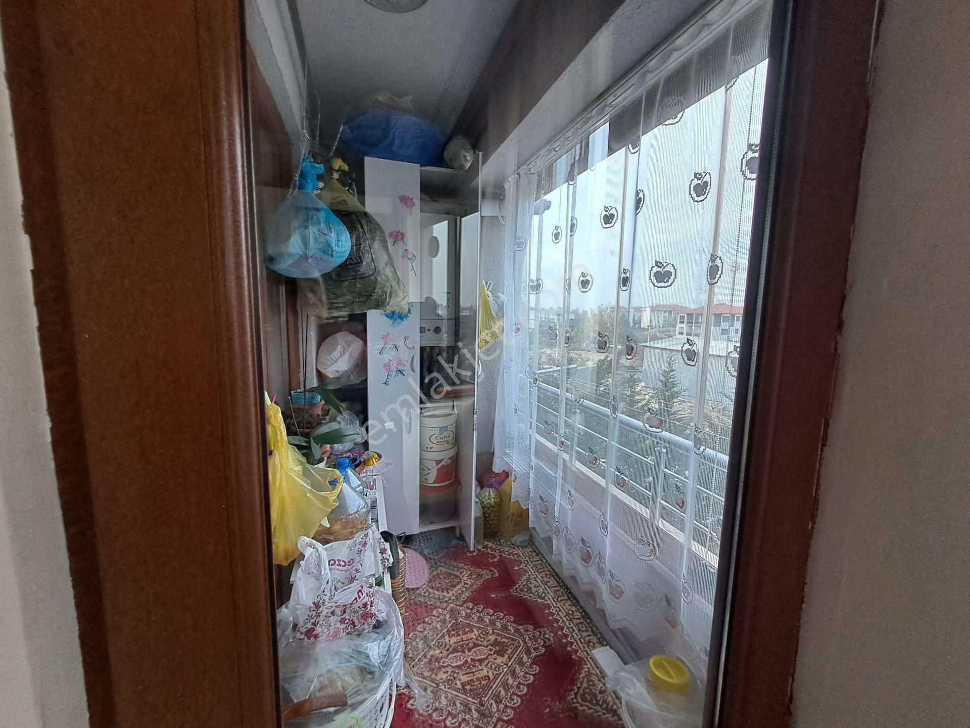 Ağıman Emlaktan Metek Bağlantı Yolu Üzeri Satılık 3+1 Daire - Görsel 11