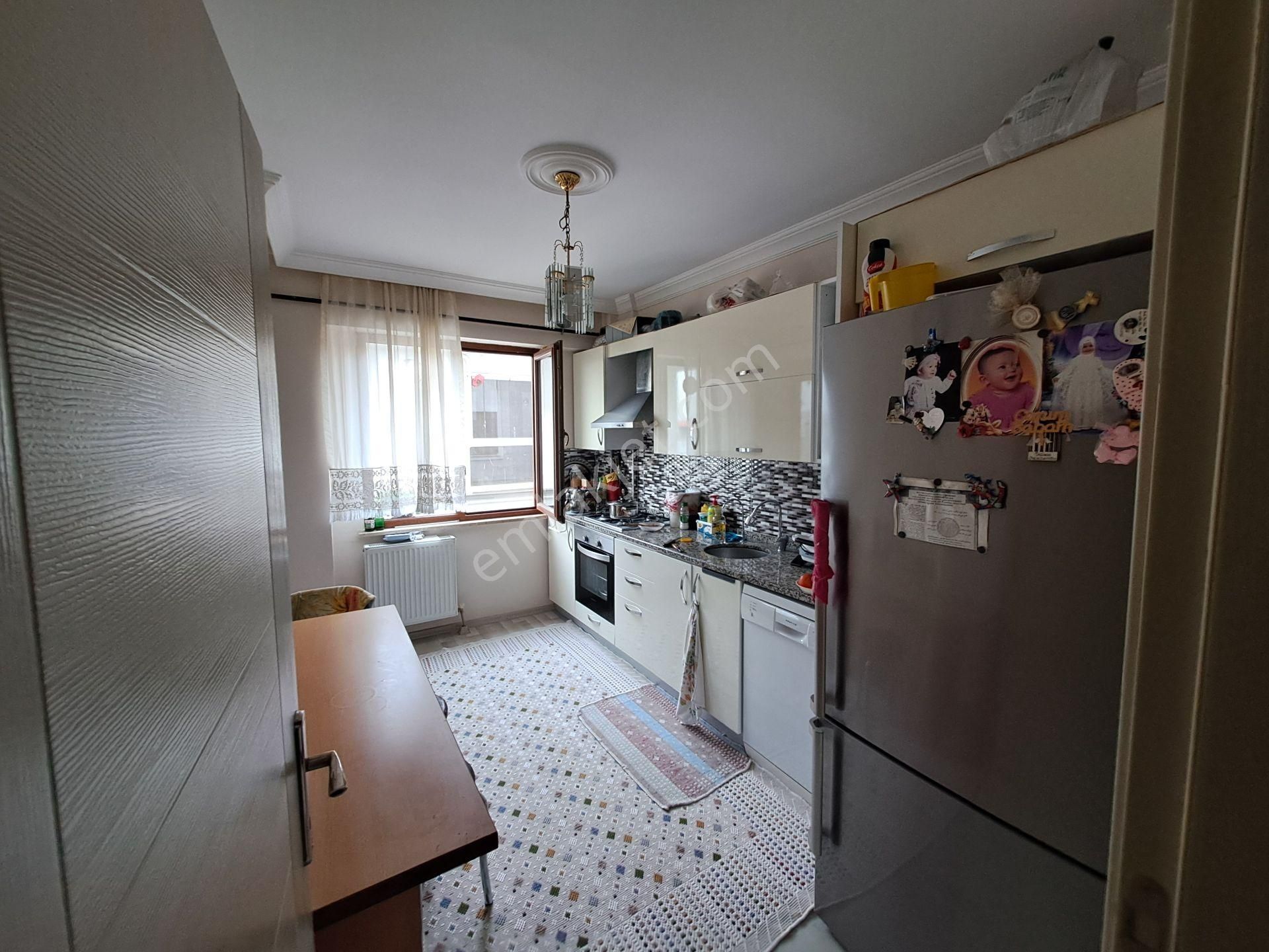 Ağıman Emlaktan Metek Bağlantı Yolu Üzeri Satılık 3+1 Daire - Görsel 12