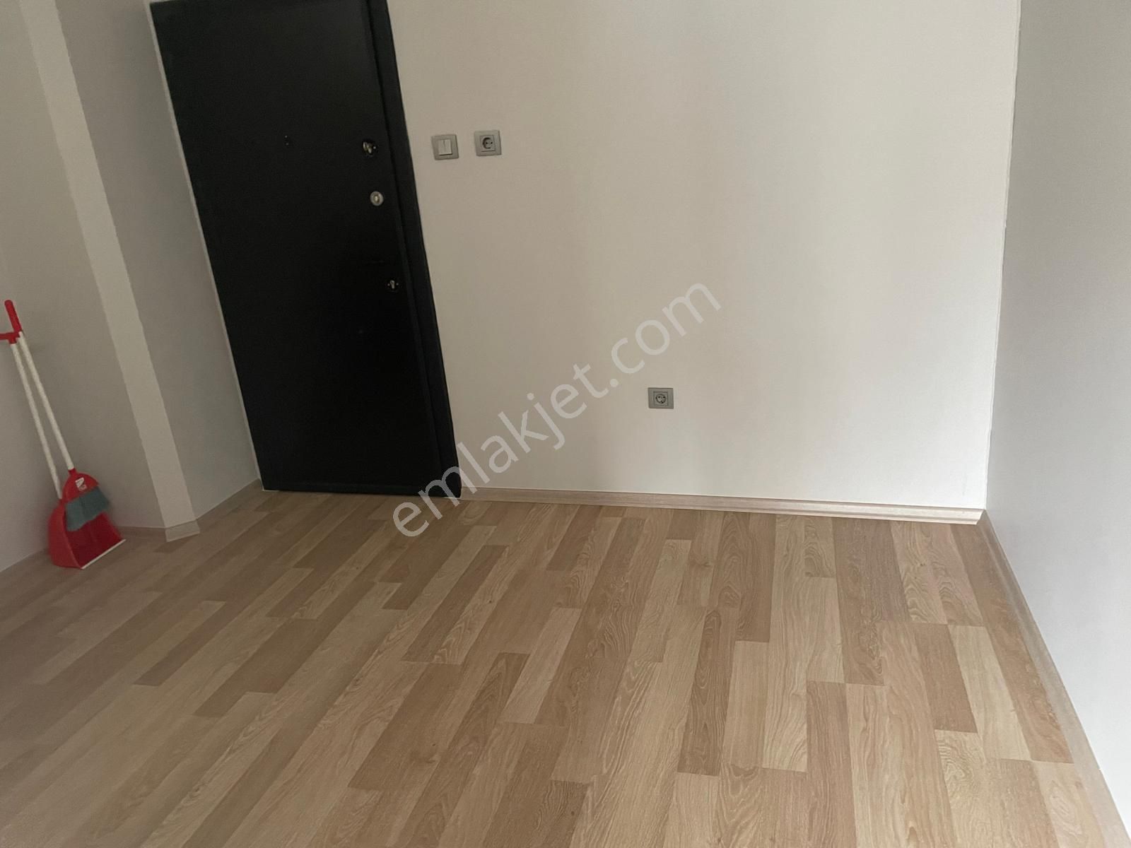 Bursa Kılıç Tan İnönü Cd Yuvam İşhanda Kiralık 25m2 Ofis İşyeri - Görsel 13