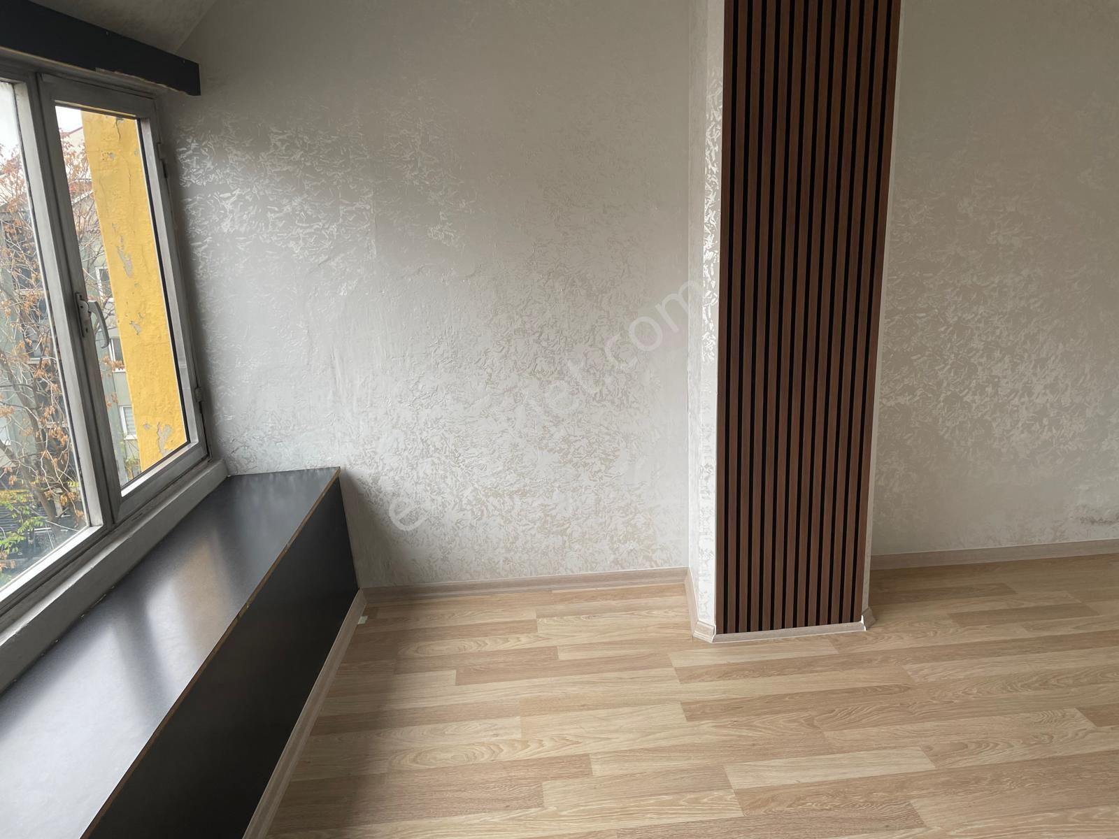 Bursa Kılıç Tan İnönü Cd Yuvam İşhanda Kiralık 25m2 Ofis İşyeri - Görsel 8