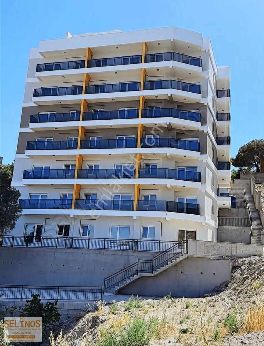 Merkezde "diş Hastanesi Üzerinde 1+1 Kiralık Daire