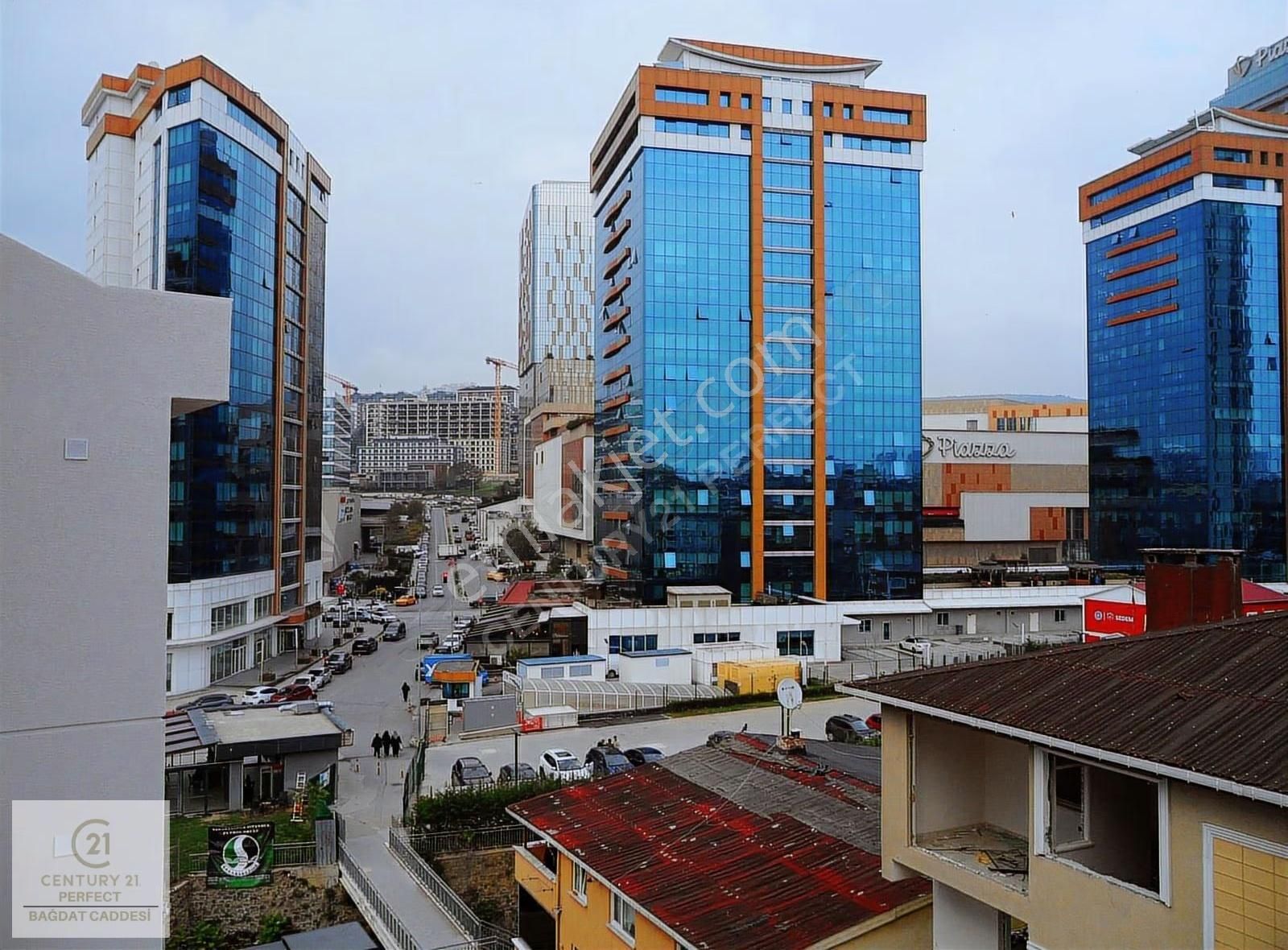 Piazzaya Metroya Çok Yakın Sıfır,2+1 Kapalı Mutfak 6.500.000.-tl