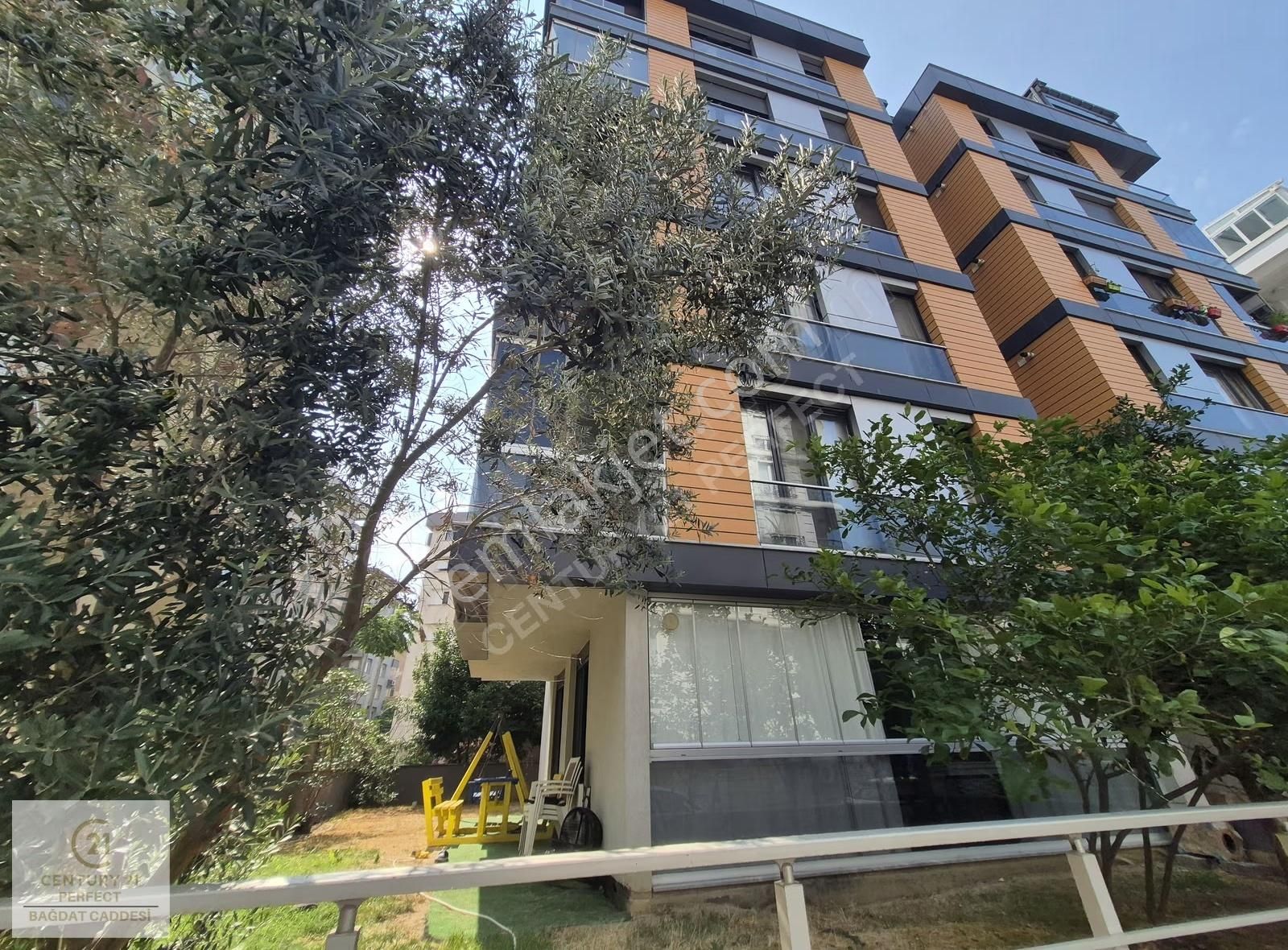 Maltepe Yalı Mah.sahile 2 Bina Mesafede Satılık 2+1 Daire - Görsel 10