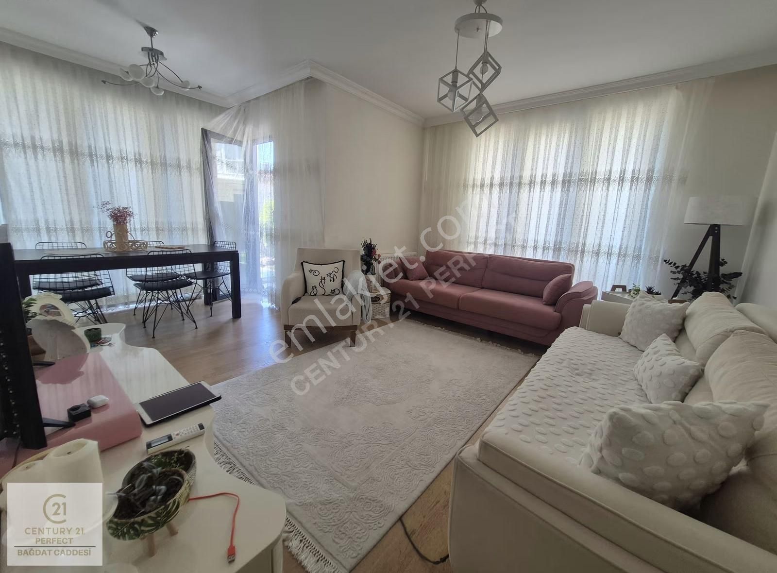 Maltepe Yalı Mah.sahile 2 Bina Mesafede Satılık 2+1 Daire - Görsel 2