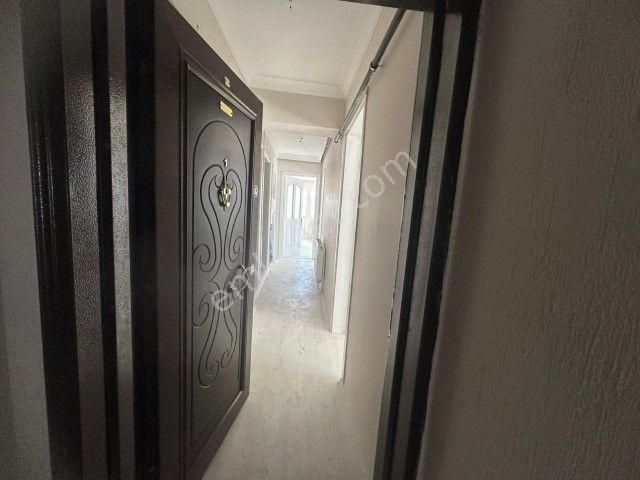 Çiğli Merkezde 2+1 Satılık Daire - Görsel 9