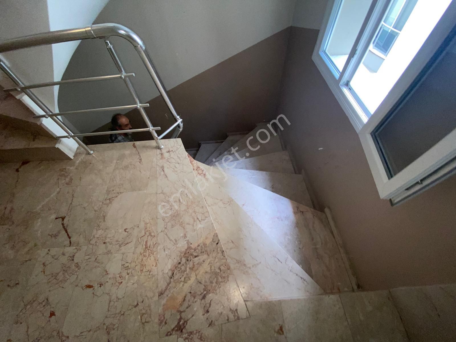 Arga'dan Buca Çevik Bir Yakını 2+1 D.gazlı Satılık Daire. - Görsel 3