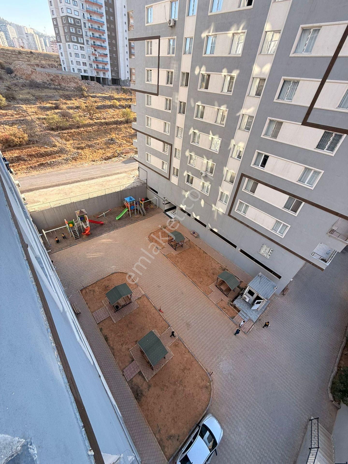 Barak Emlak'tan Site İçerisinde Satılık 3+1 Daire - Görsel 19