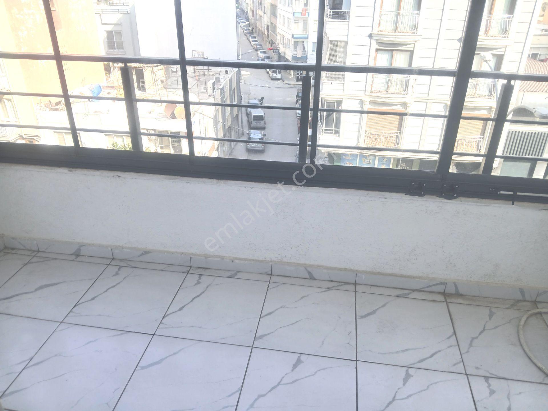 Barbaros Mahallesi İsmet İnönü Caddesinde Ana Cadde Üzeri Doğalgazlı Yeni Lüks Yapılı Satılık Daire - Görsel 21
