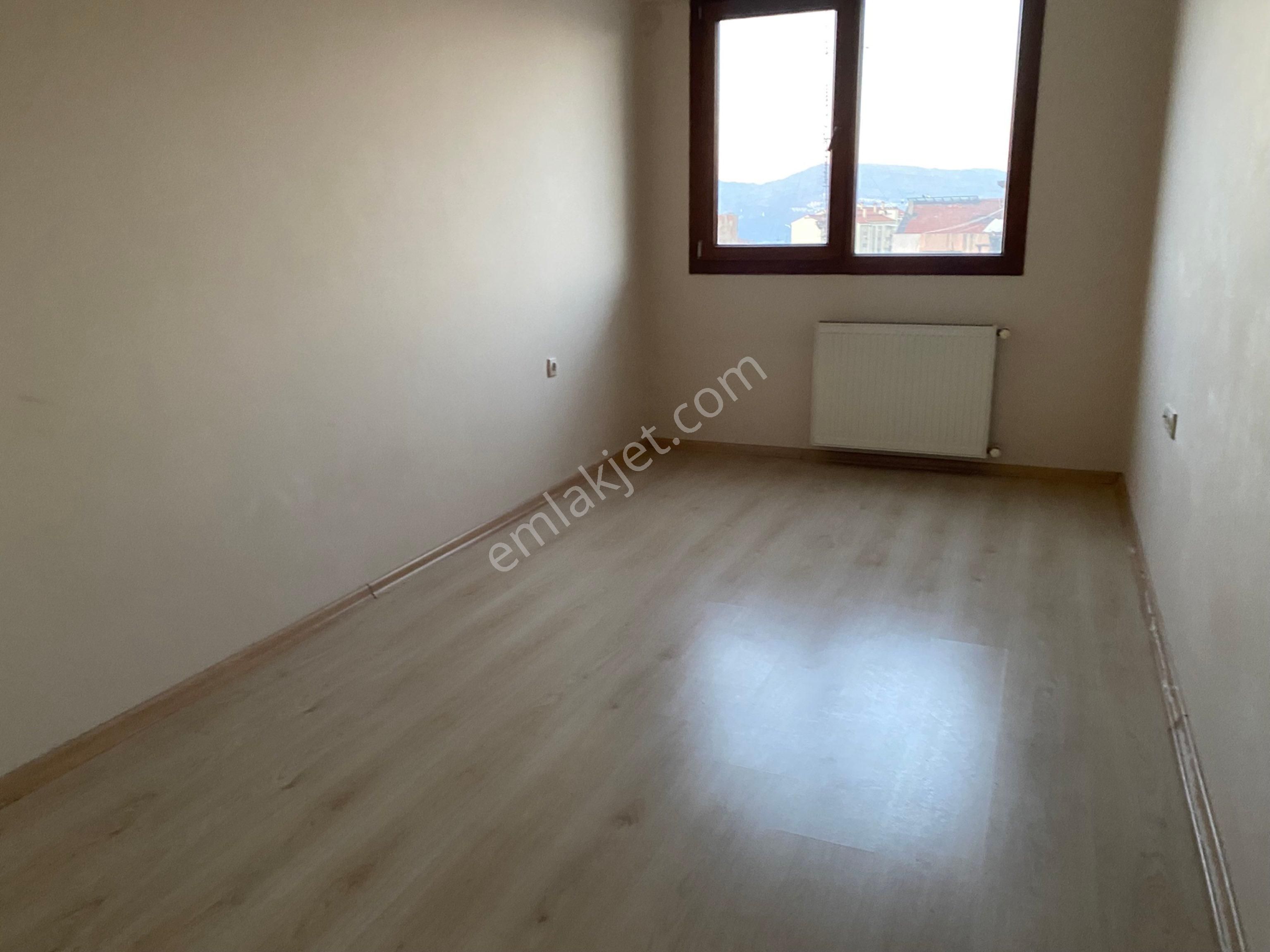 Reis Mah Ordu Cd Yaknı Asansörlü Otoparklı 3+1 Yeni Bina - Görsel 33