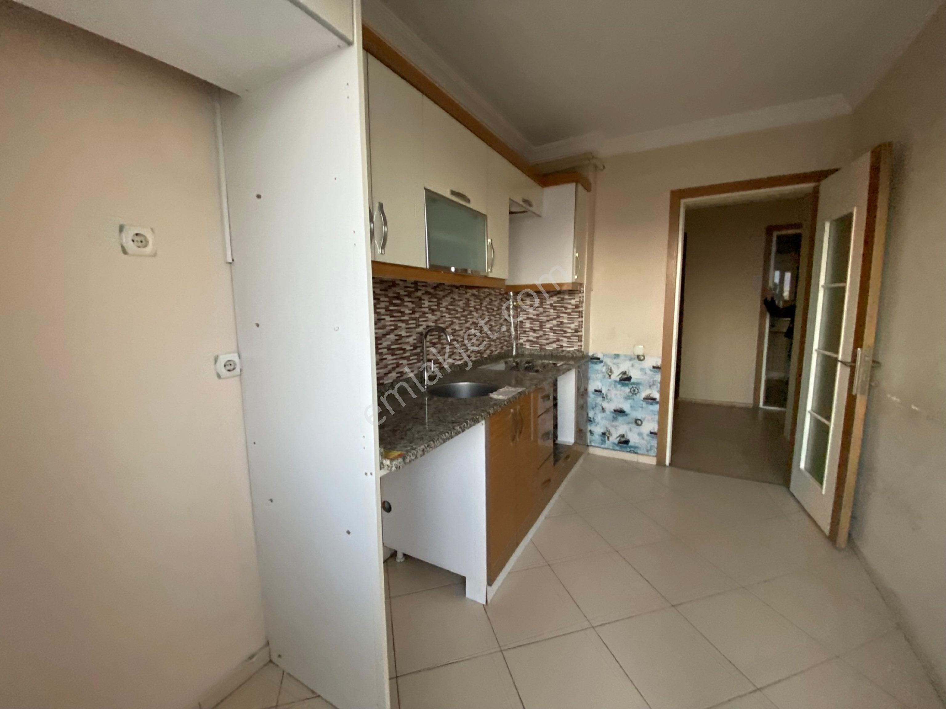 Reis Mah Ordu Cd Yaknı Asansörlü Otoparklı 3+1 Yeni Bina - Görsel 5