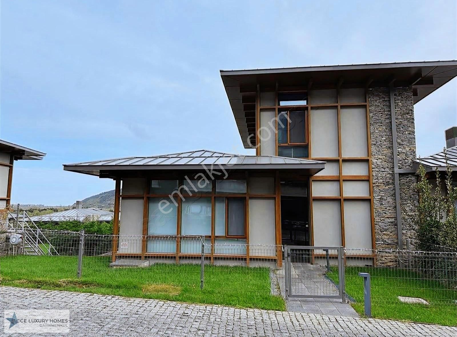 Acil İhtiyaçtan Satılık Düşler Vadisi'nde 4+1 Asansörlü Villa - Görsel 15