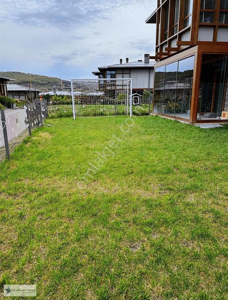 Acil İhtiyaçtan Satılık Düşler Vadisi'nde 4+1 Asansörlü Villa - Görsel 7