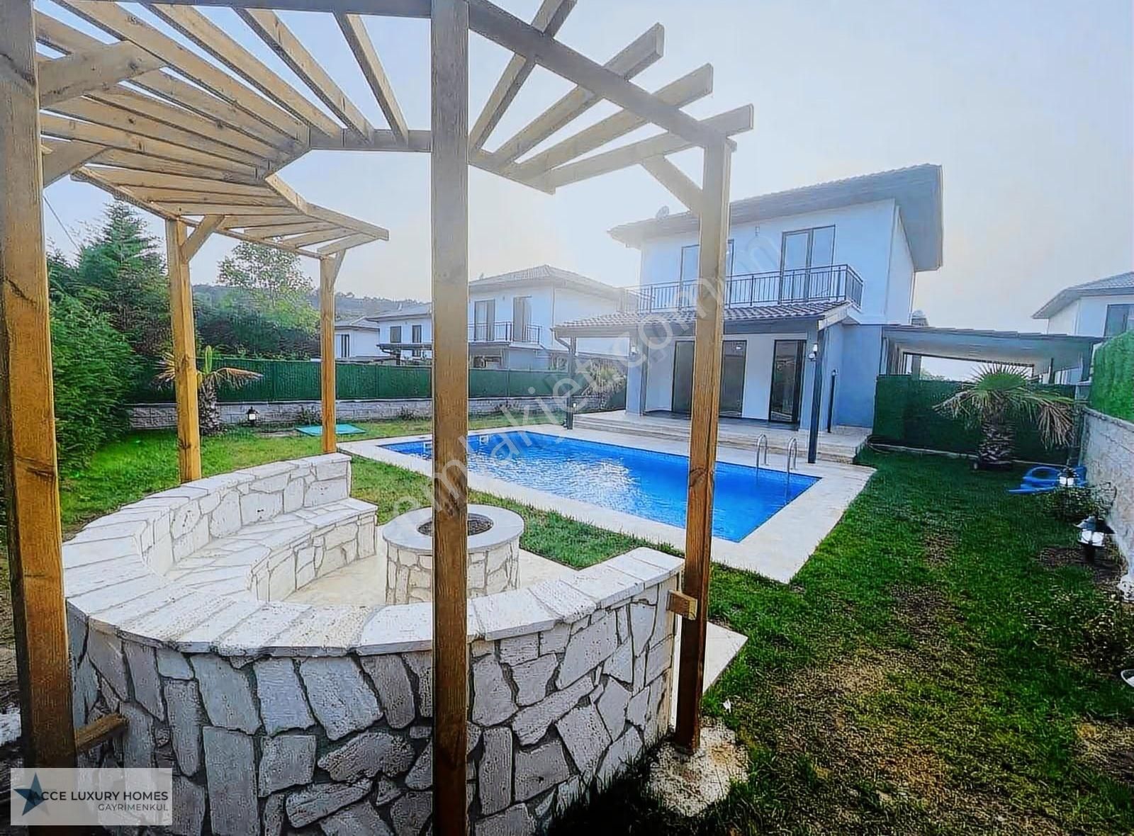 Şile Kurna'da Butik Site İçi Müstakil Havuzlu Satılık Villa - Görsel 16