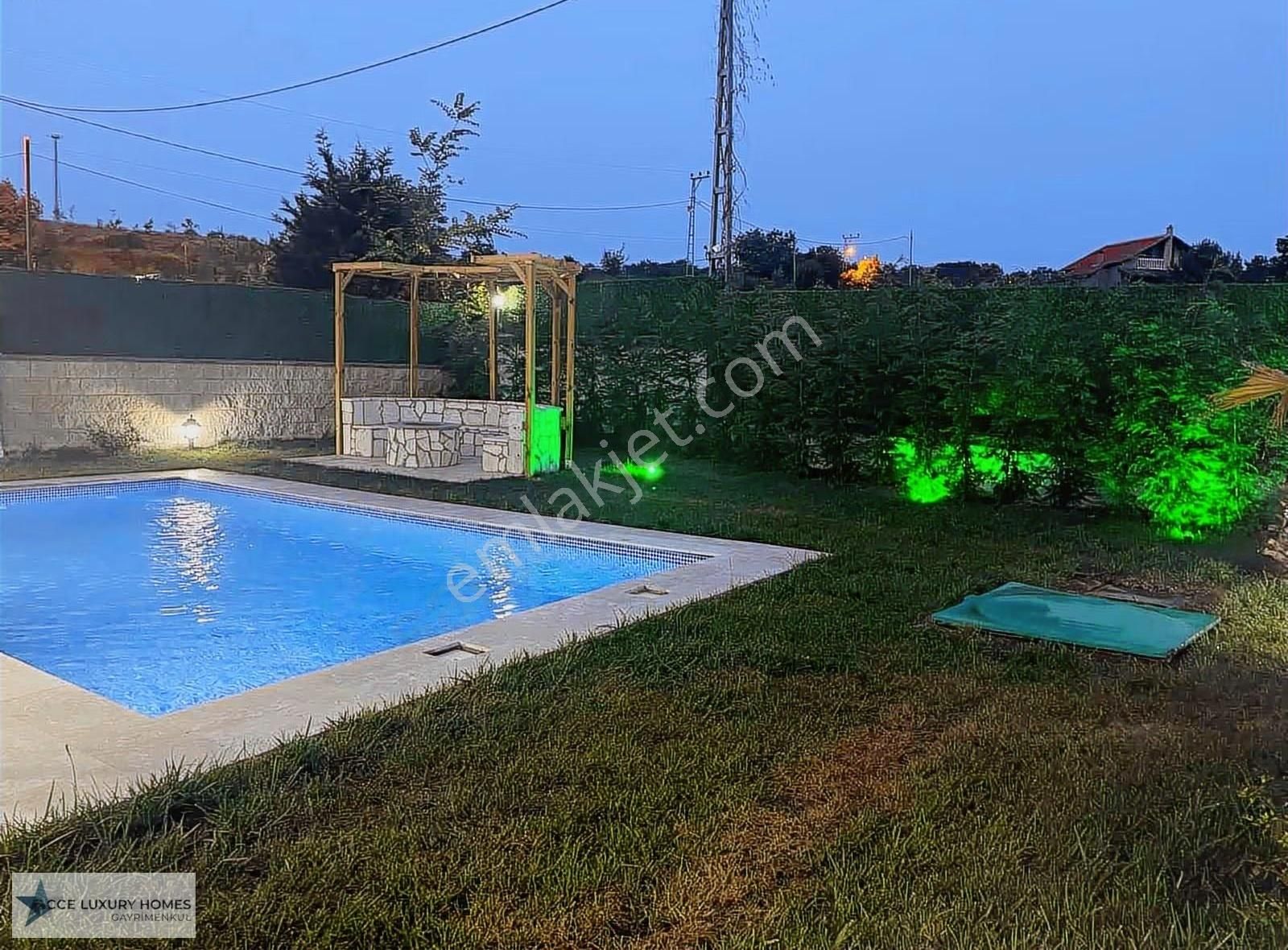 Şile Kurna'da Butik Site İçi Müstakil Havuzlu Satılık Villa - Görsel 9