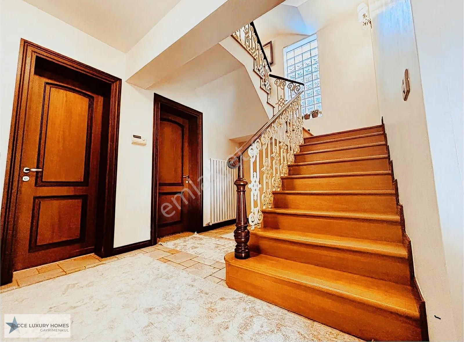 Beykoz Yavuz Selimde Lüks 2 Villa Havuzlu 360° Manzaralı - Görsel 6