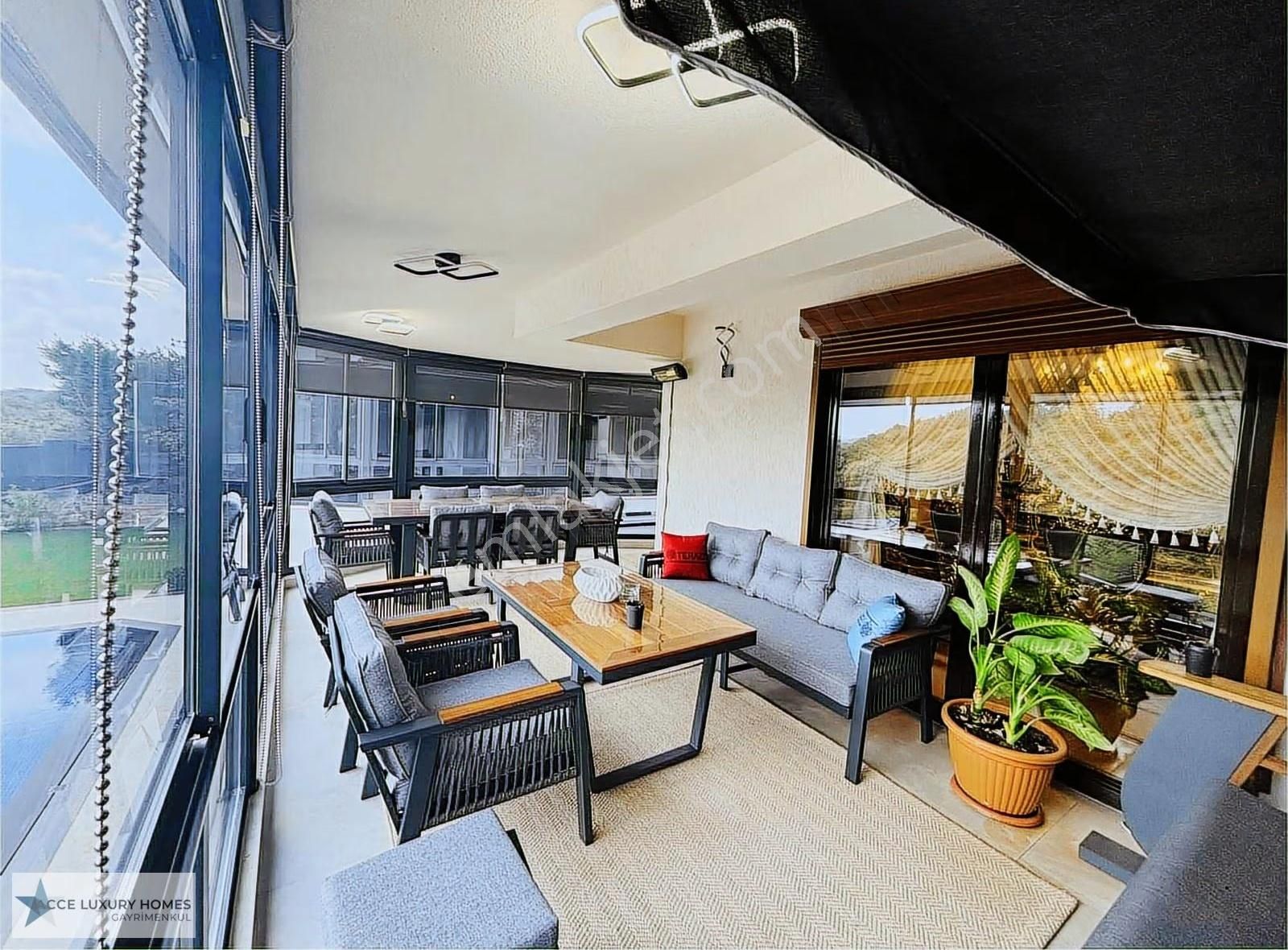 Beykoz Yavuz Selimde Lüks 2 Villa Havuzlu 360° Manzaralı - Görsel 3