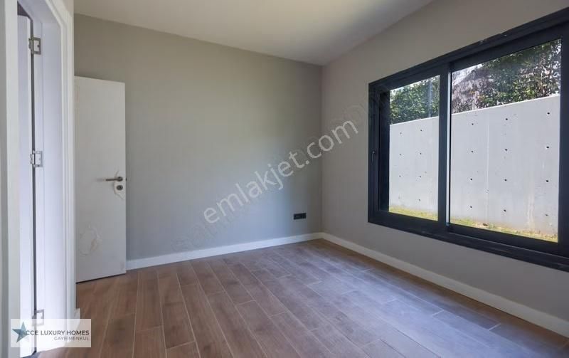 Bodrum Merkezde, 2+1 Bahçe Katı, Butik Sitede Daire - Görsel 20