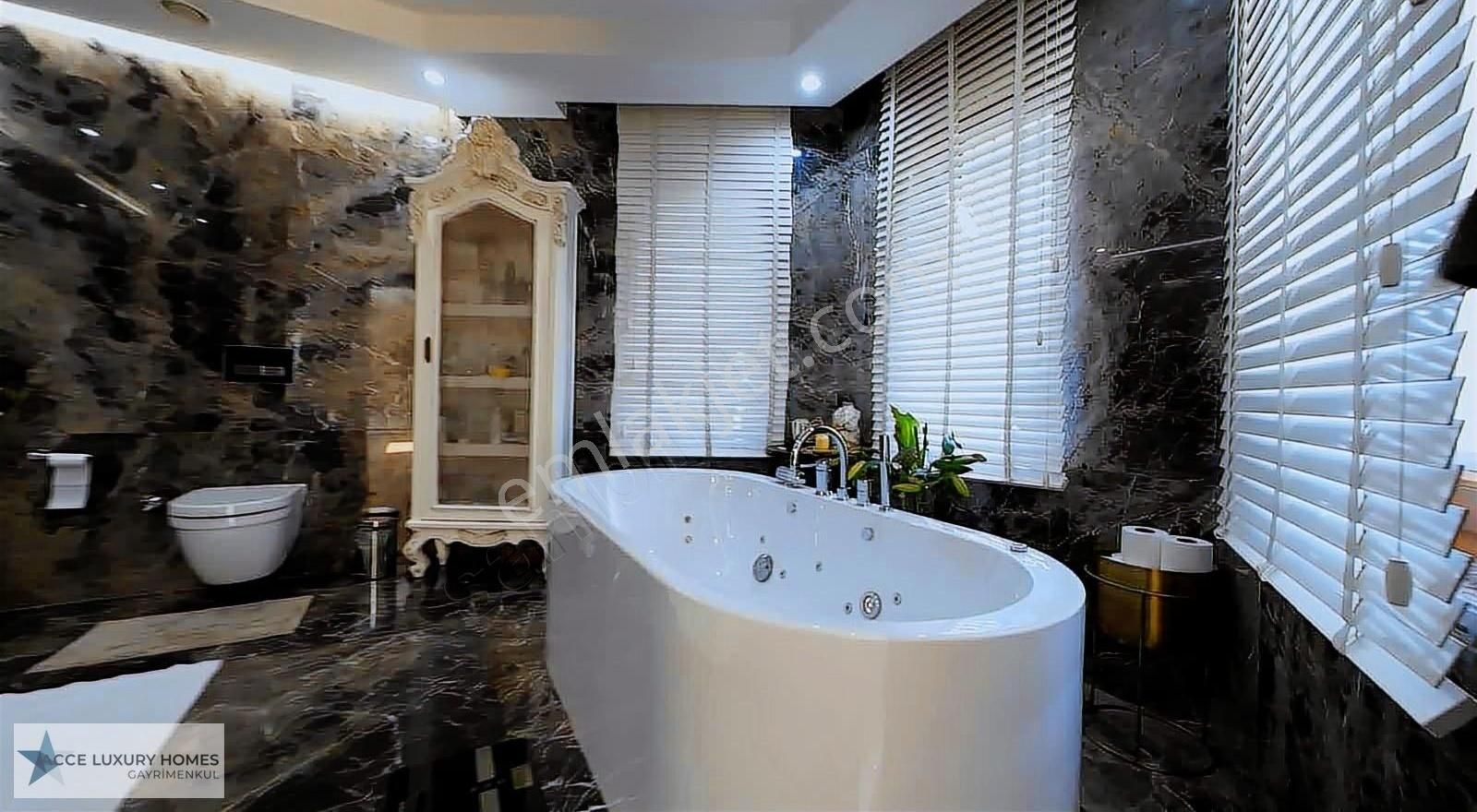 Levazım Yazgülü Sokağında Bahçeli, Müstakil Villa! - Görsel 18