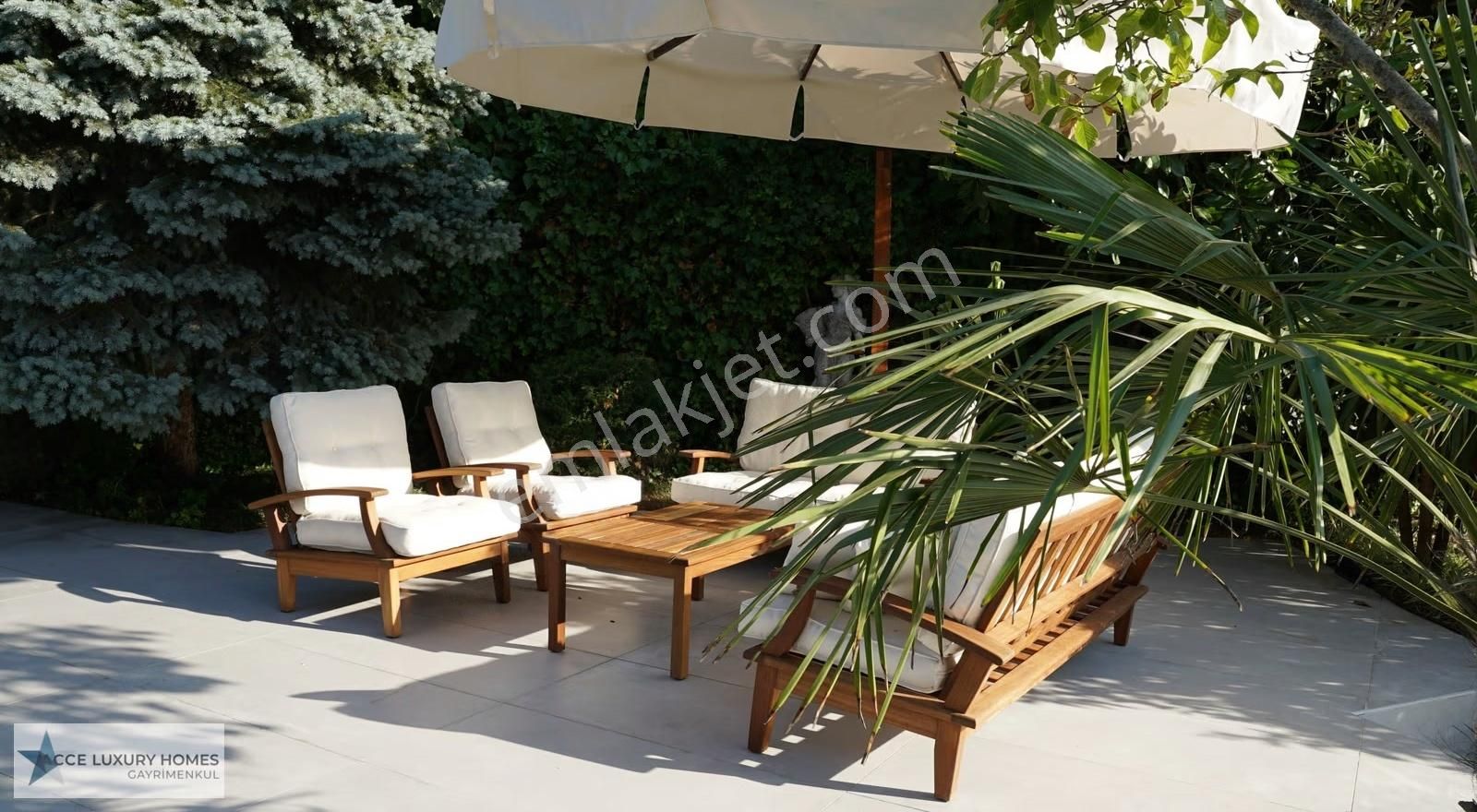 *tek Yetkili* Acarkent'te Yüksek Konumlu Geniş Bahçeli Villa - Görsel 8