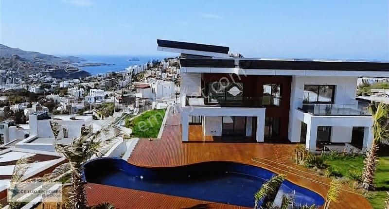 Yalıkavak Koyunda Deniz Ve Marina Manzaralı Eşsiz Malikane - Görsel 9