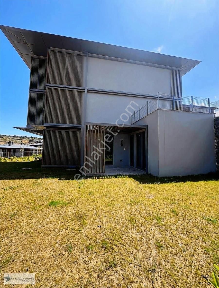 Düşler Vadisi'nde Sır Gibi Saklı 3,5+1 Natamam Villa - Görsel 4