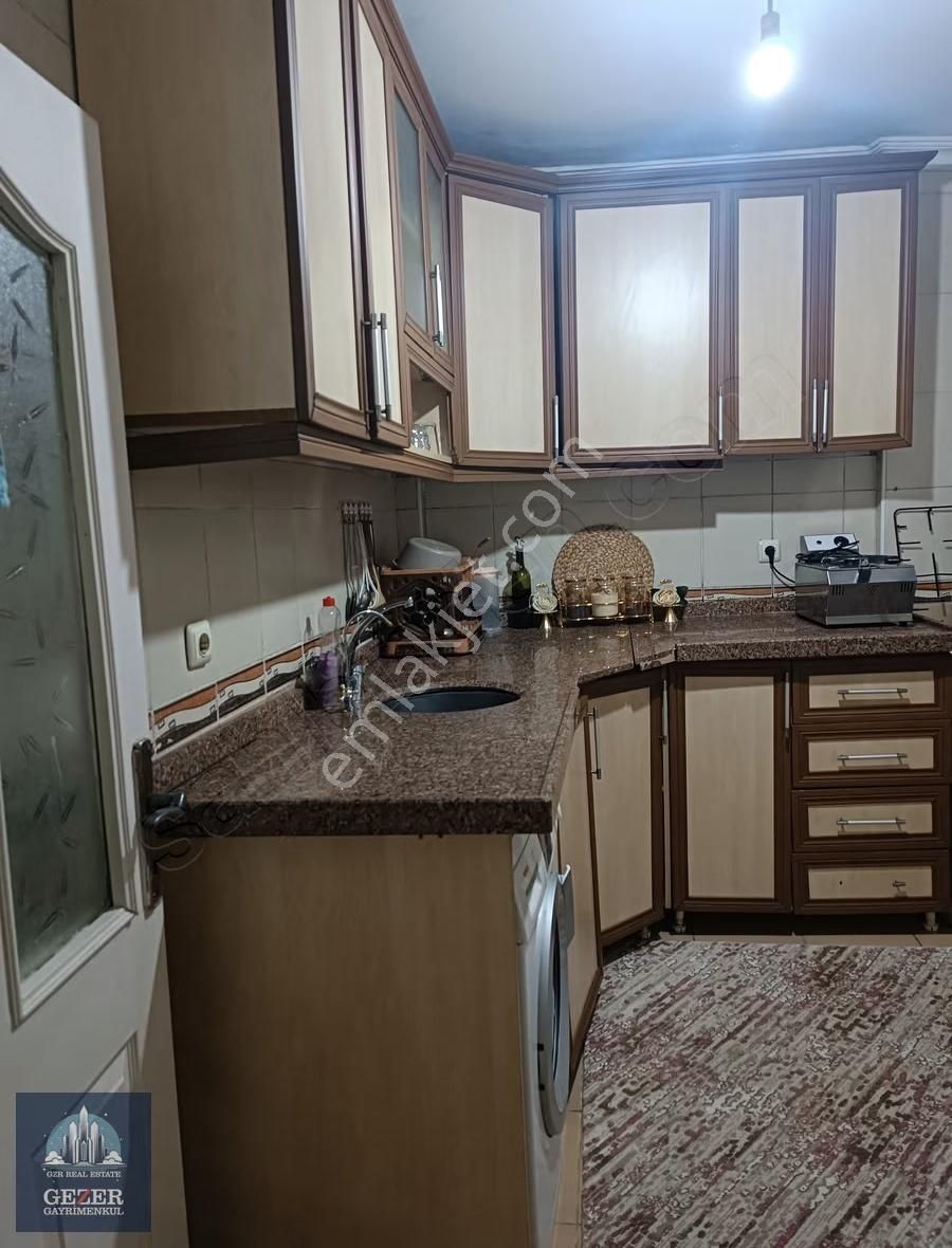 Küçükköy Yeni Mah 2+1 Krediye Uygun Bahçe Katı 16 Yaşında Daire - Görsel 2