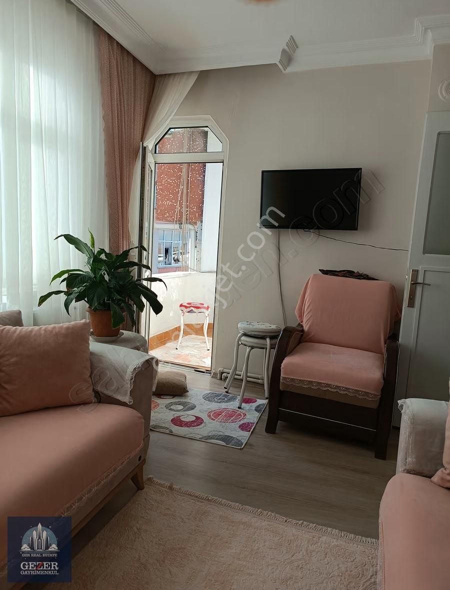 2+1 Tek Daire Üstüne Hürriyet Mah Harika Konumda Satılık Daire