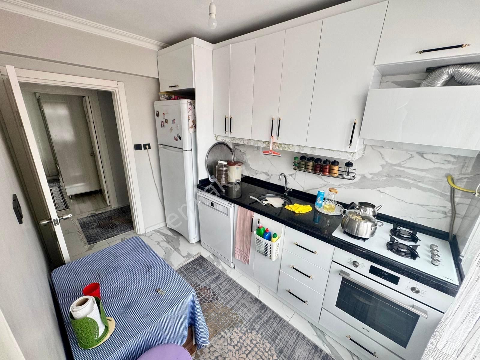 Lale Yapı'dan İ.paşa Mah 2+1 95m² Satılık Masrafszı Caddeye Yakın Ara Kat Daire - Görsel 3