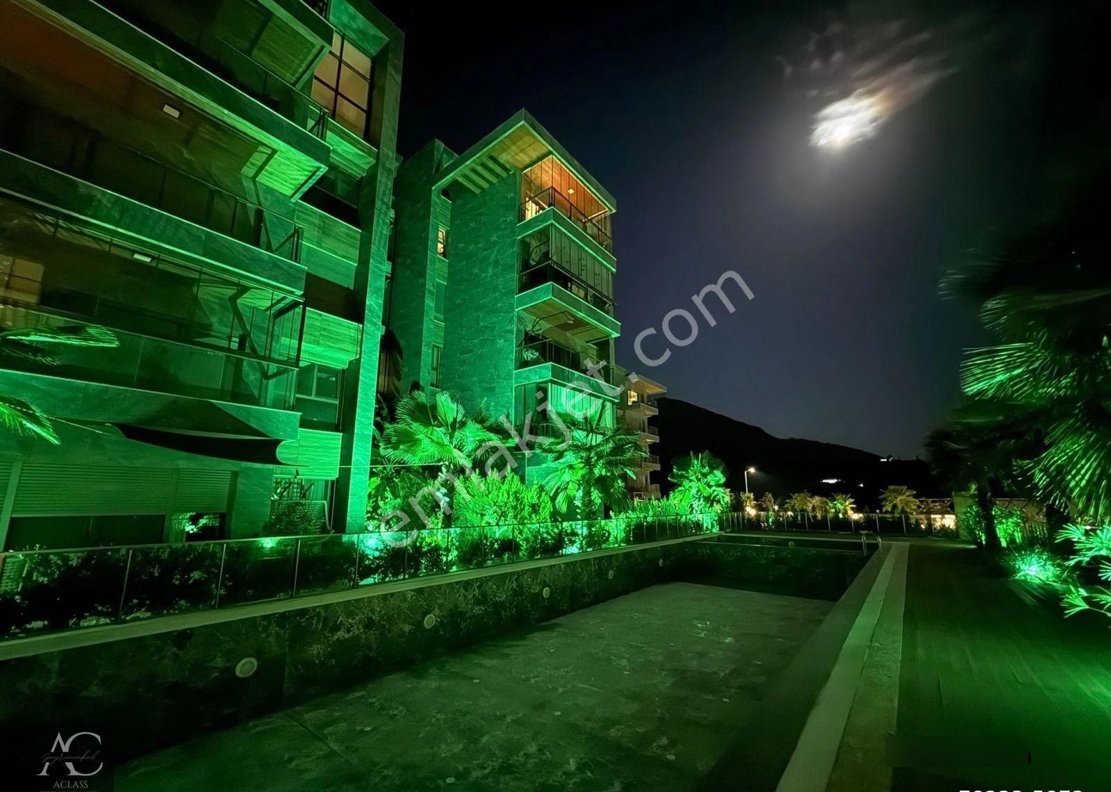 7/24 Guvenlık-otopark-hamam-sauna-spa-cafe-havuz-ultra Lüx-doğal Gazlı-200 M2 Özel Bahçeli - Görsel 32