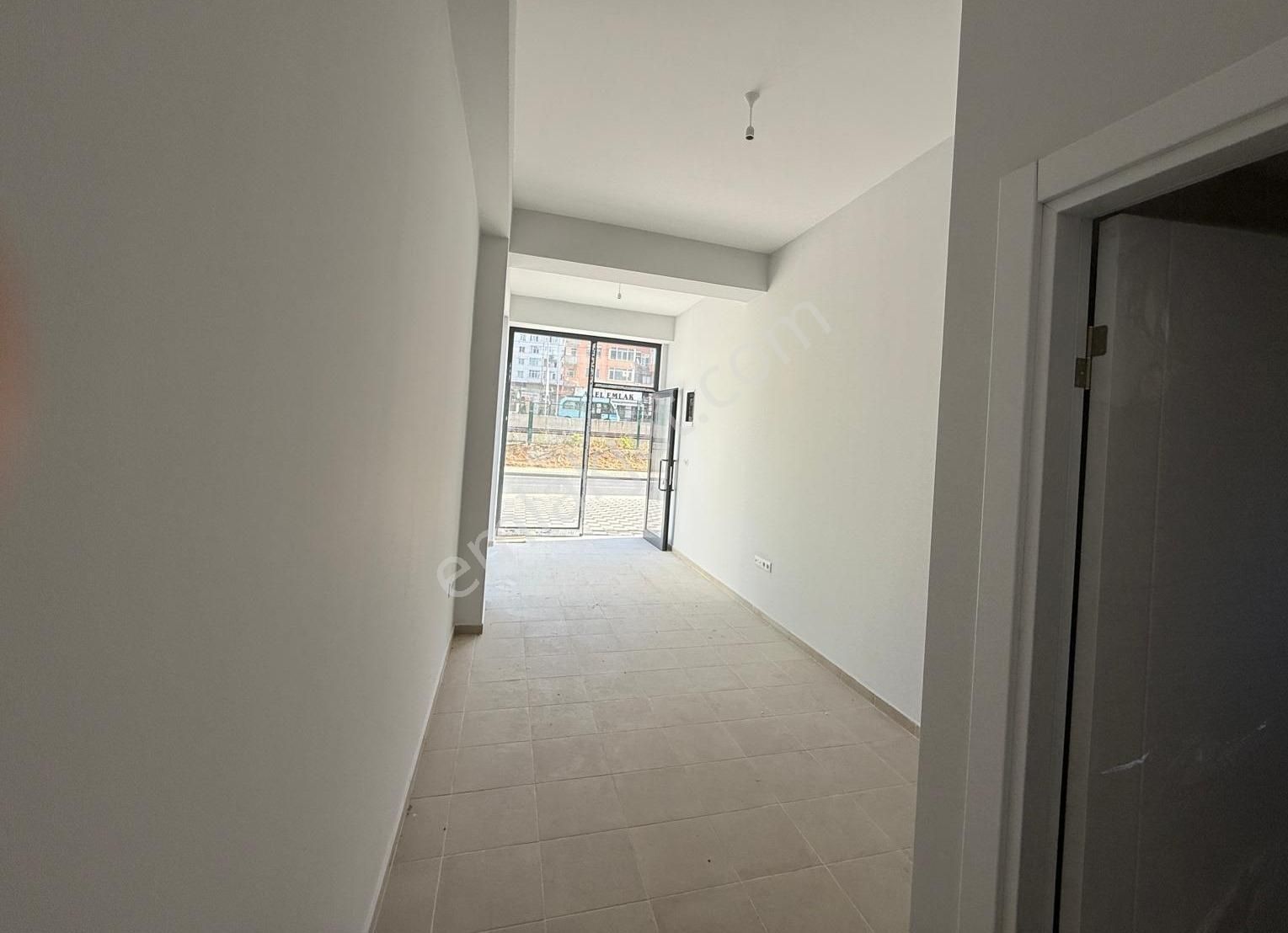 Kordonboyu Marmaraya Sahile Yakın Yatırıma Uygun Satılık Dükkan - Görsel 11