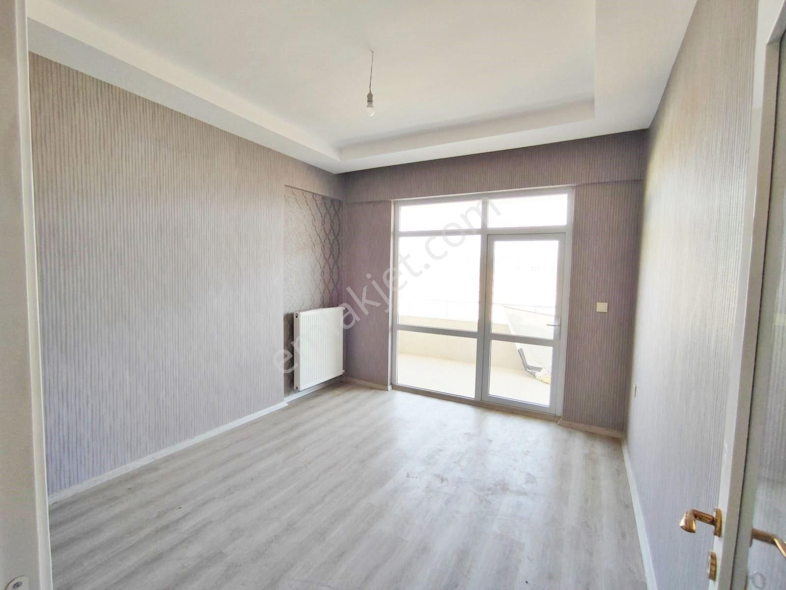 Fıstıklık'ta Ferah Ebeveyn Banyolu Masrafsız Bakımlı 3+1 Daire - Görsel 10