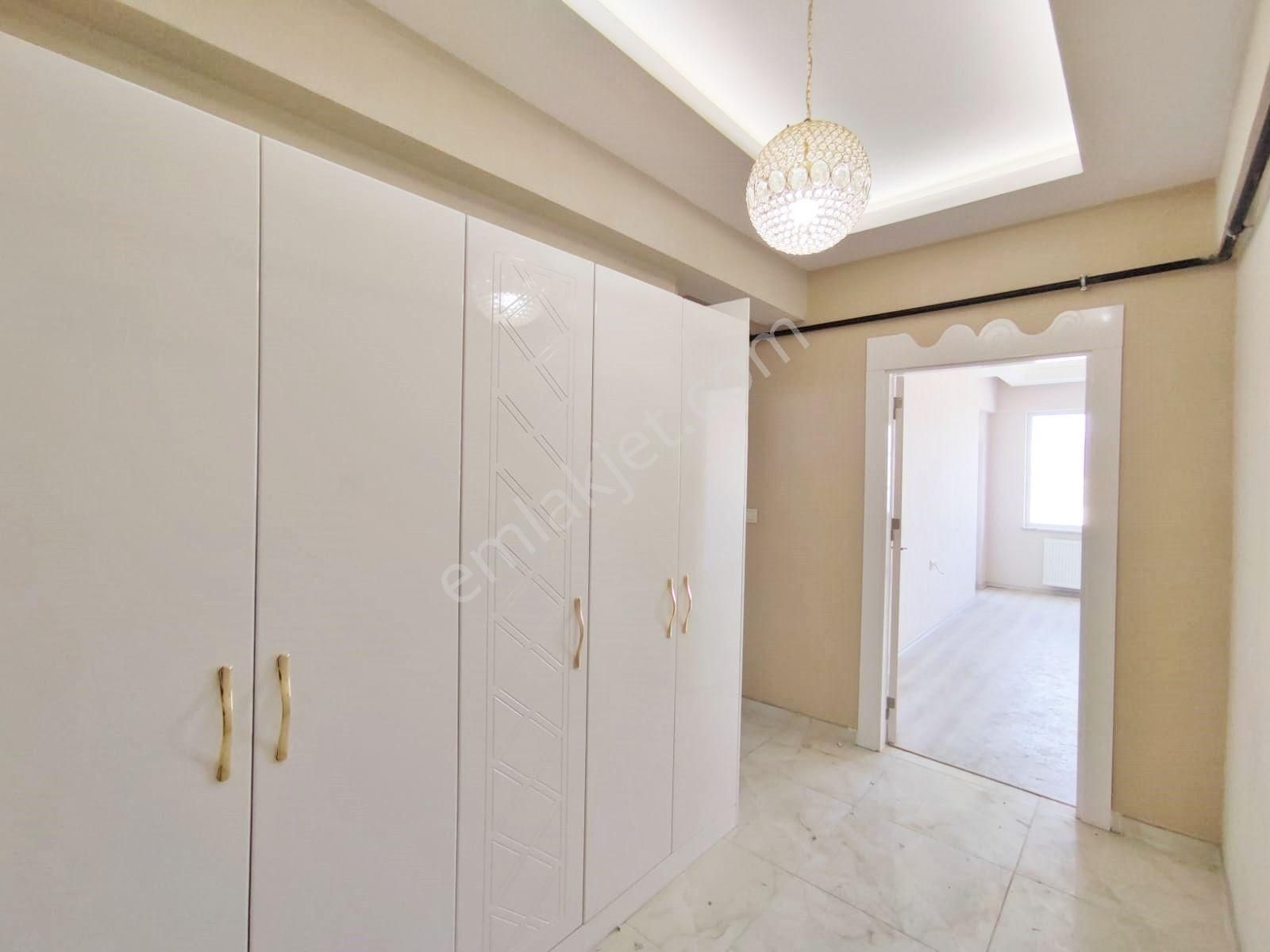 Fıstıklık'ta Ferah Ebeveyn Banyolu Masrafsız Bakımlı 3+1 Daire - Görsel 23