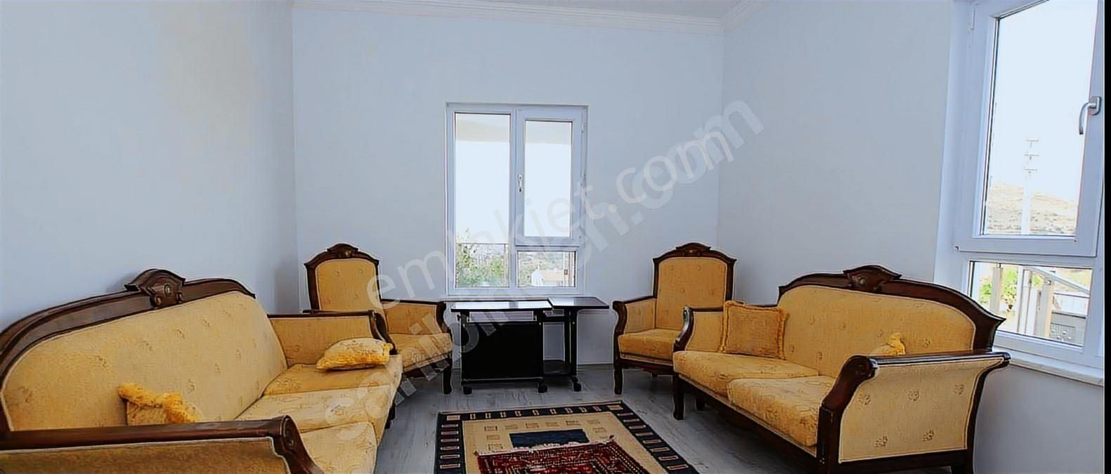 Hisarcıkta Satılık 5+2 Villa - Görsel 2