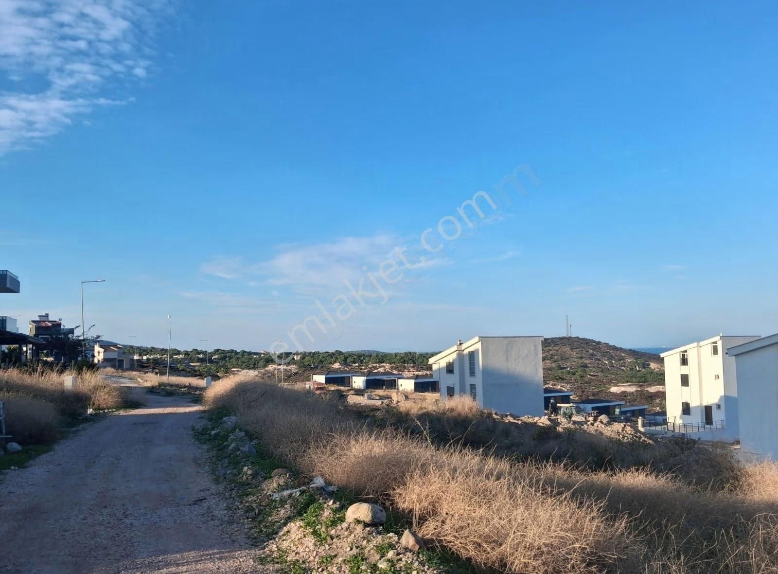 Mordogan Kamukentte 270 M2 2.5 Kat Dublex Vılla Imarlı Arsa - Görsel 7