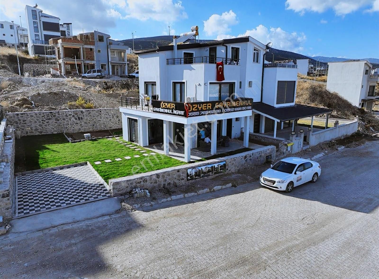 Mordogan Kamukentte 270 M2 2.5 Kat Dublex Vılla Imarlı Arsa - Görsel 9