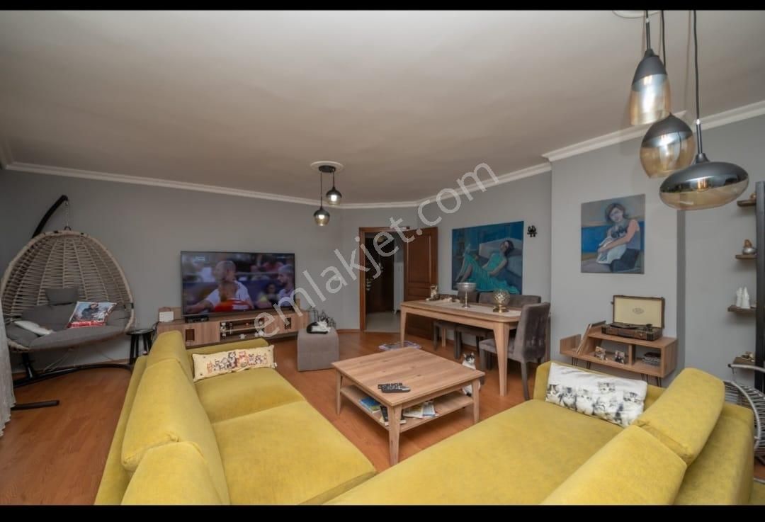 Site Mah Ebevyn Banyolu Az Katlı Binada Satılık 3+1 Daire - Görsel 9