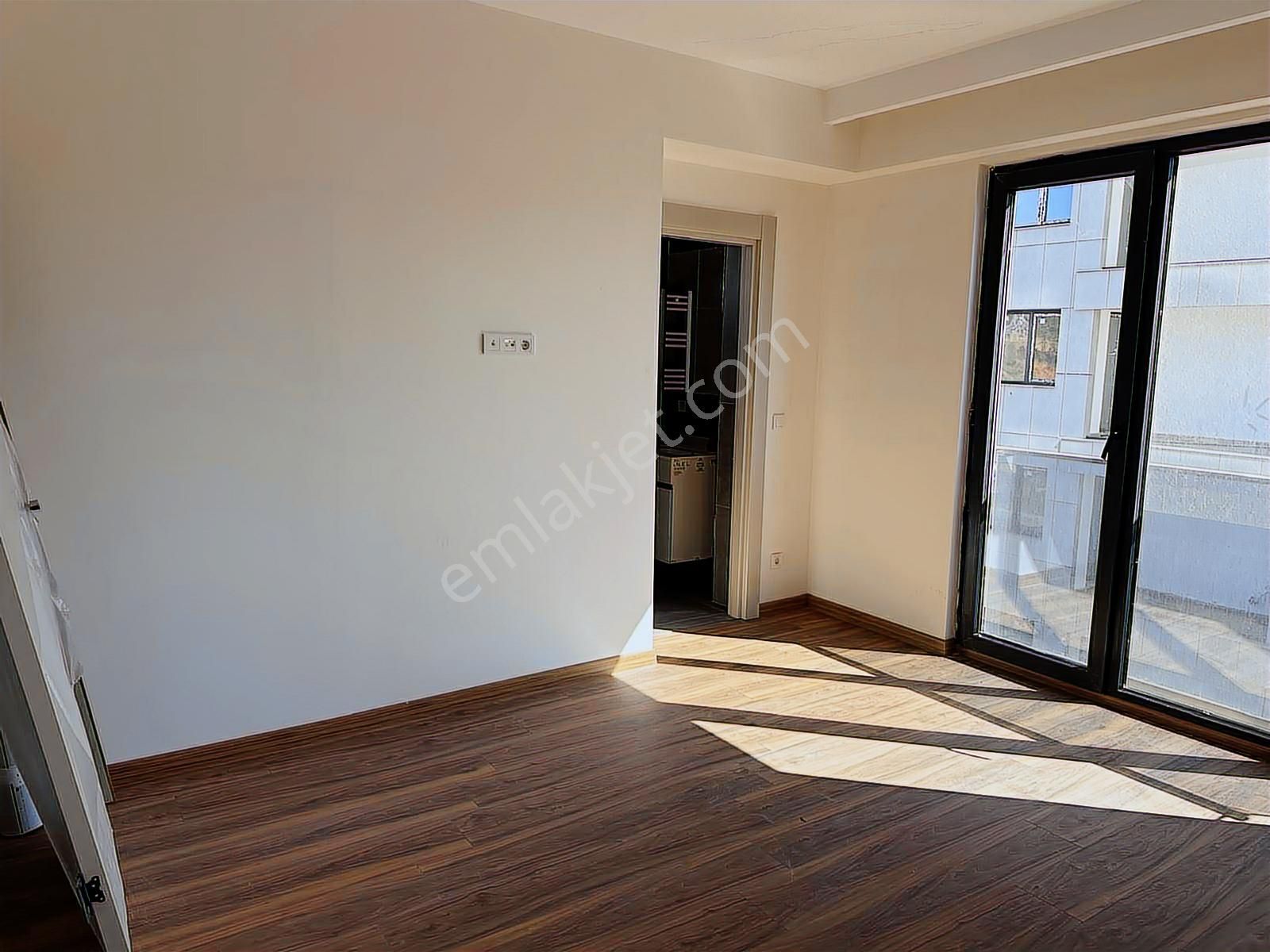 Tuzla Aydınlı'da Fgm Yapı Gloria Sitesi İçerisinde Satılık 3+1 - Görsel 12