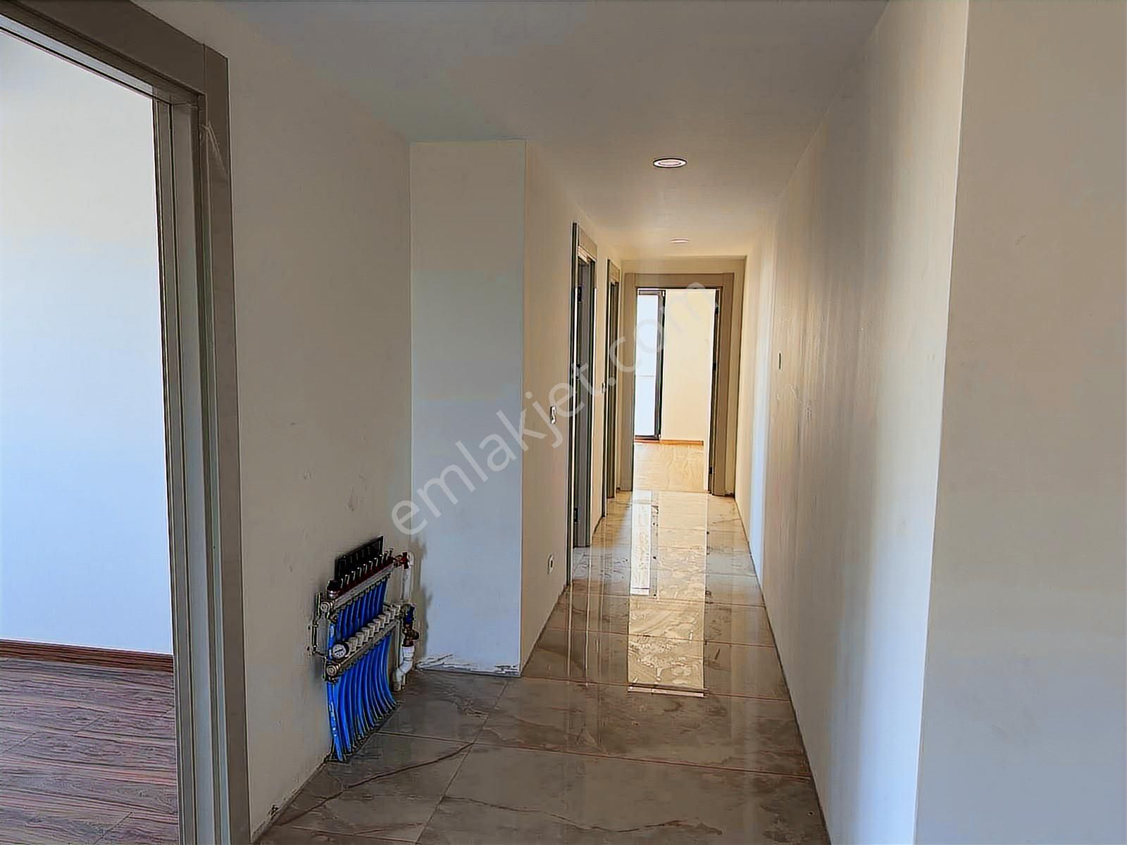 Tuzla Aydınlı'da Fgm Yapı Gloria Sitesi İçerisinde Satılık 3+1 - Görsel 4