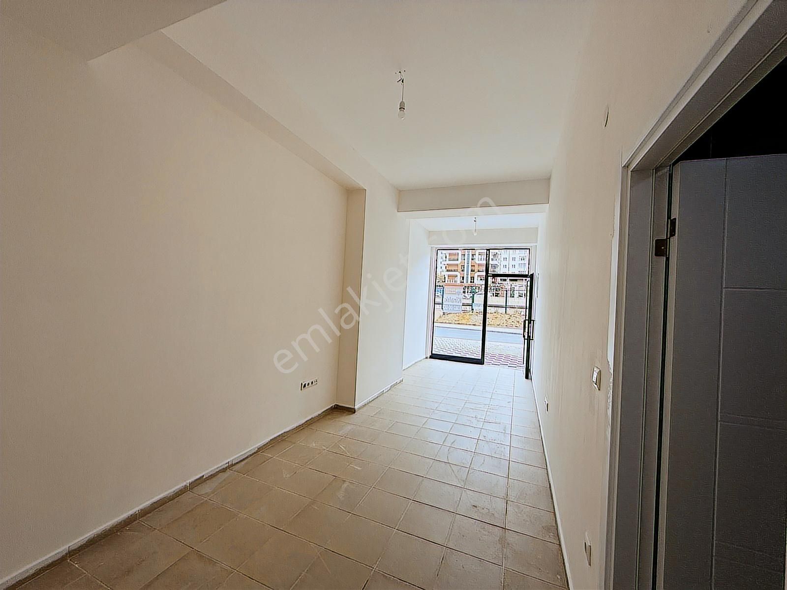 Kordonboyu Marmaraya Sahile Yakın Yatırıma Uygun Satılık Dükkan - Görsel 7