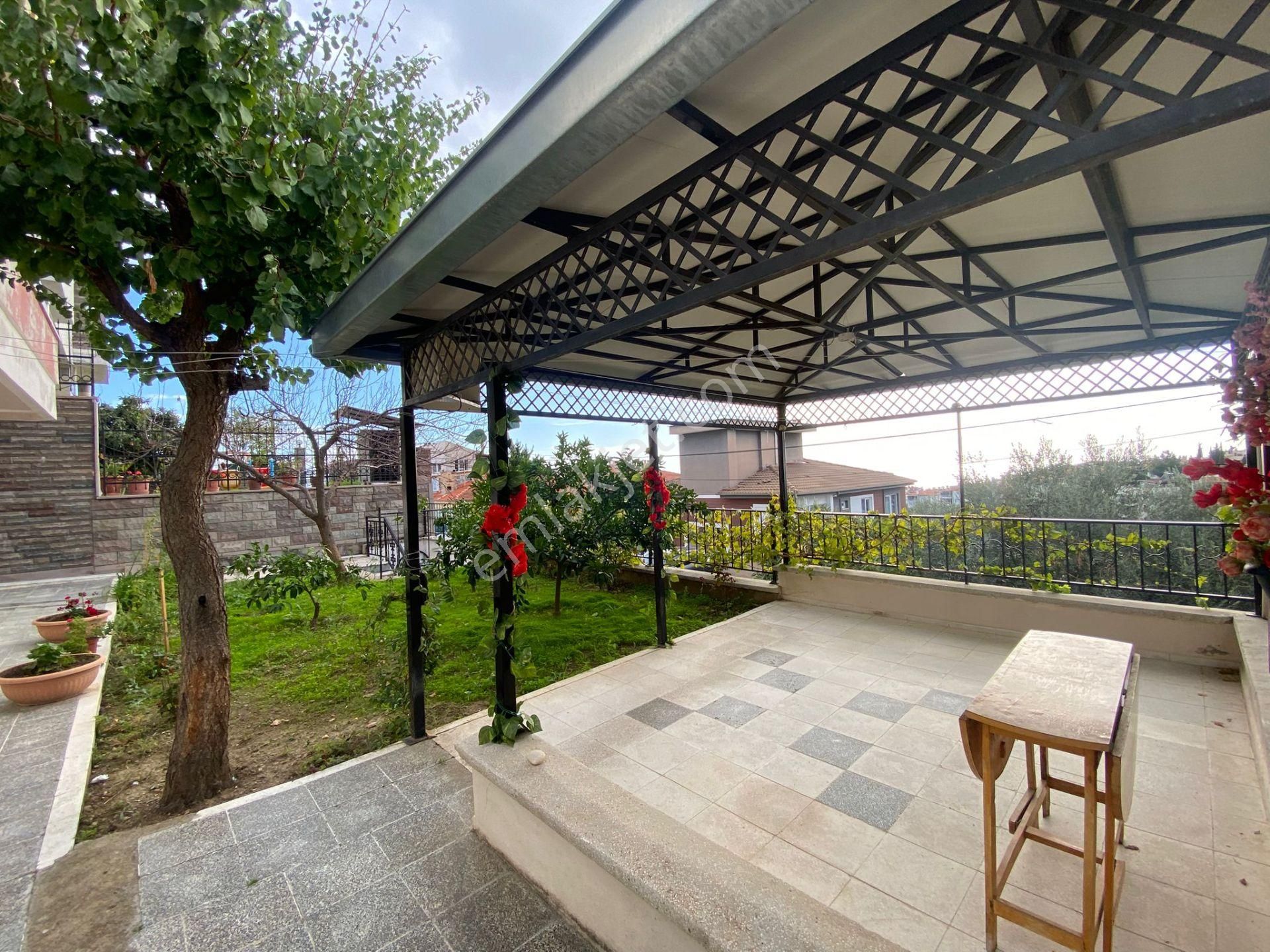 Cb King Den Altınolukda Deniz Manzaralı Komple Satılık 3 Katlı Bina - Görsel 8