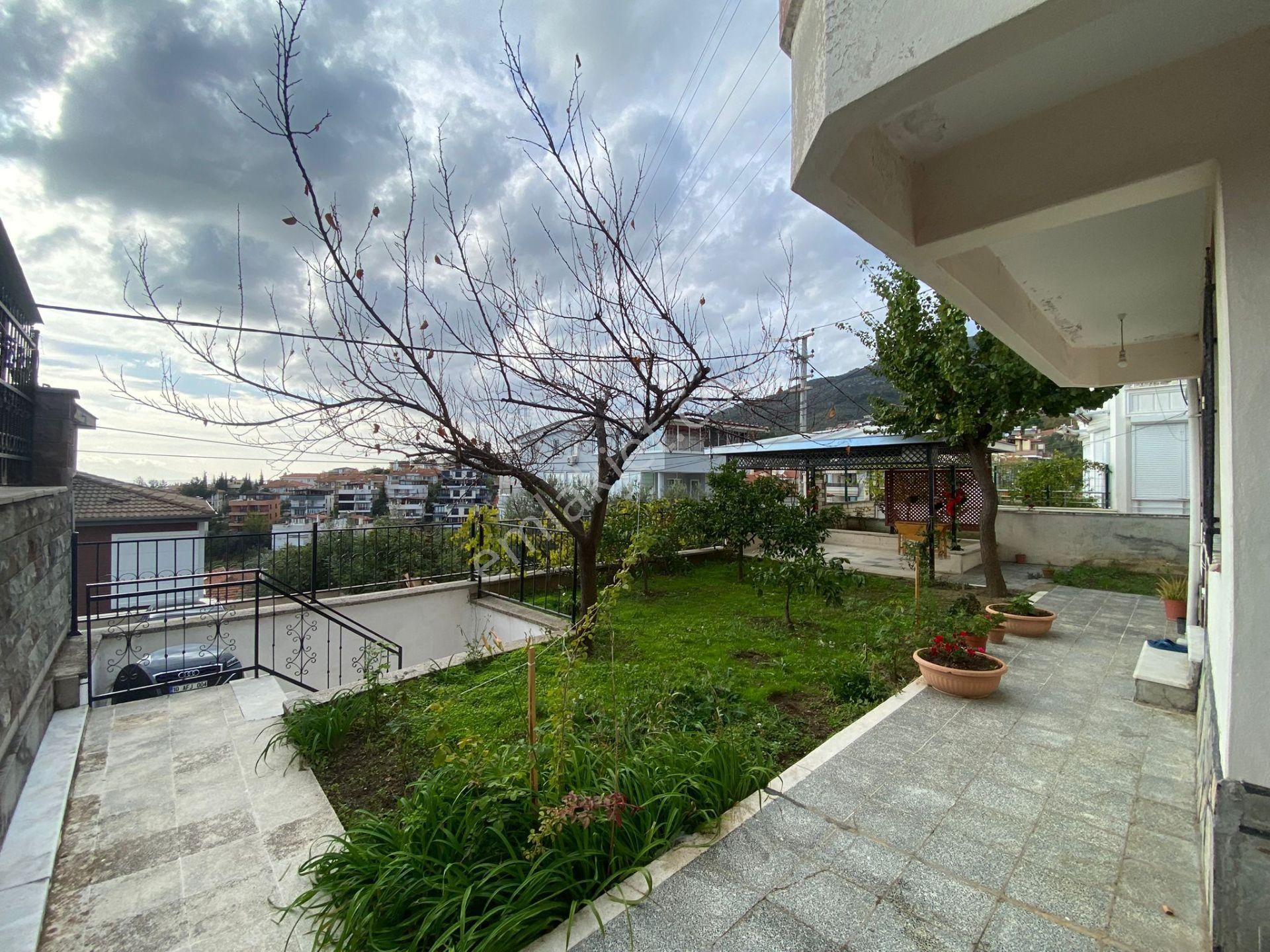 Cb King Den Altınolukda Deniz Manzaralı Komple Satılık 3 Katlı Bina - Görsel 4