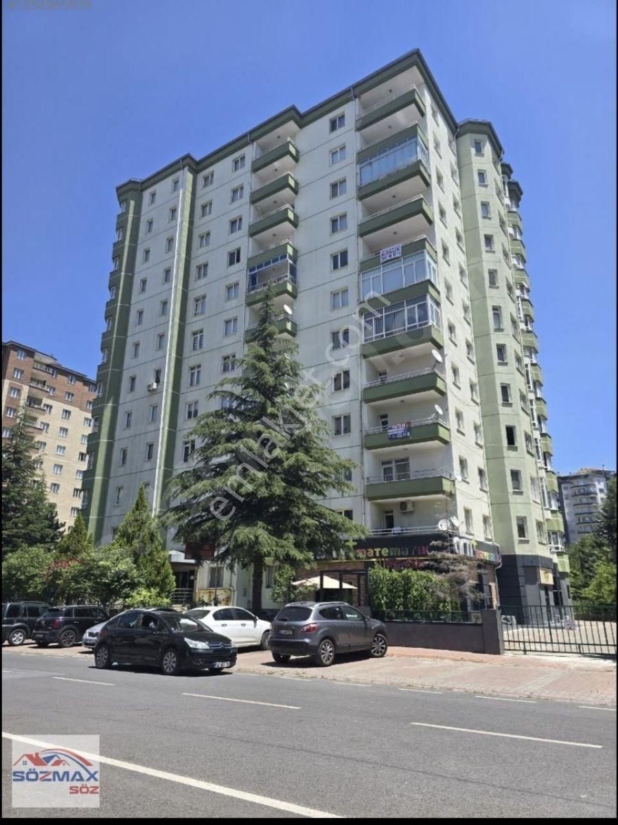 Alpaslanda Satlık 4+1 Ultra Geniş Daire - Görsel 14