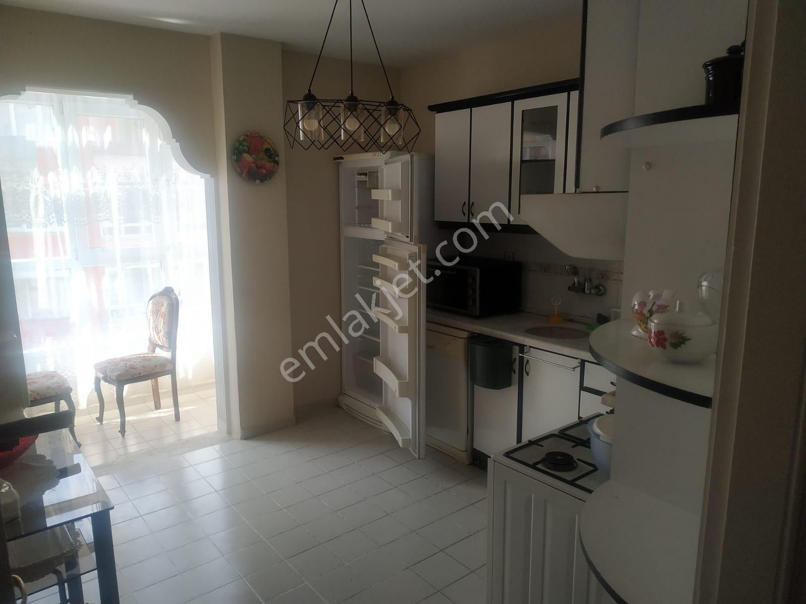 Balıkesir Çarşı Merkezde Eşyalı Satılık 2+1 Daire - Görsel 11