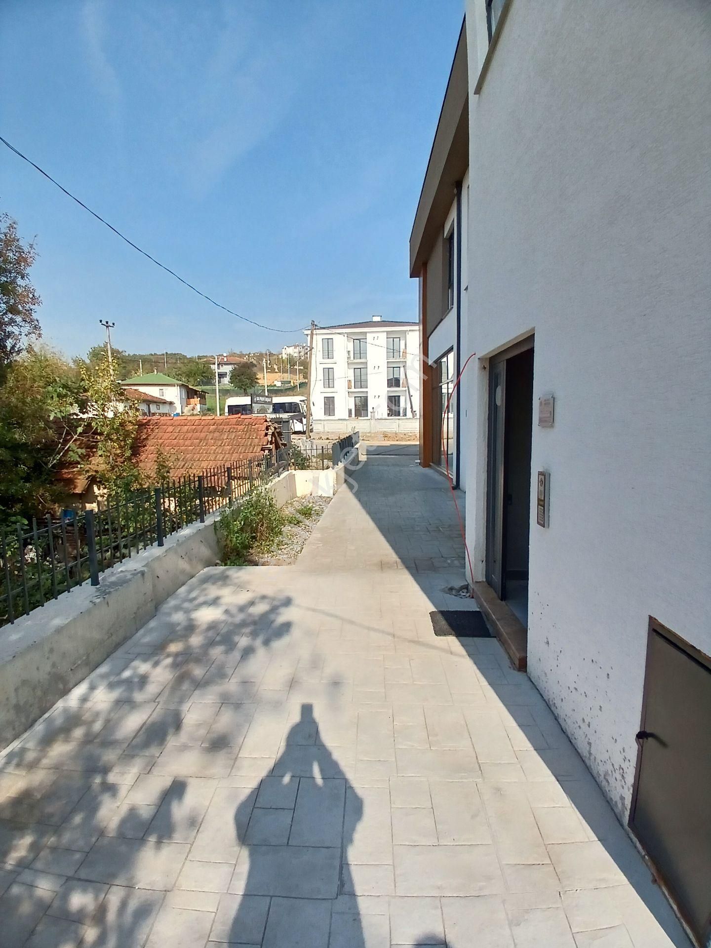 Adapazarı Karapınar'da, Valiliğe Yakın 2+1 Yeni Kiralık Daire - Görsel 31