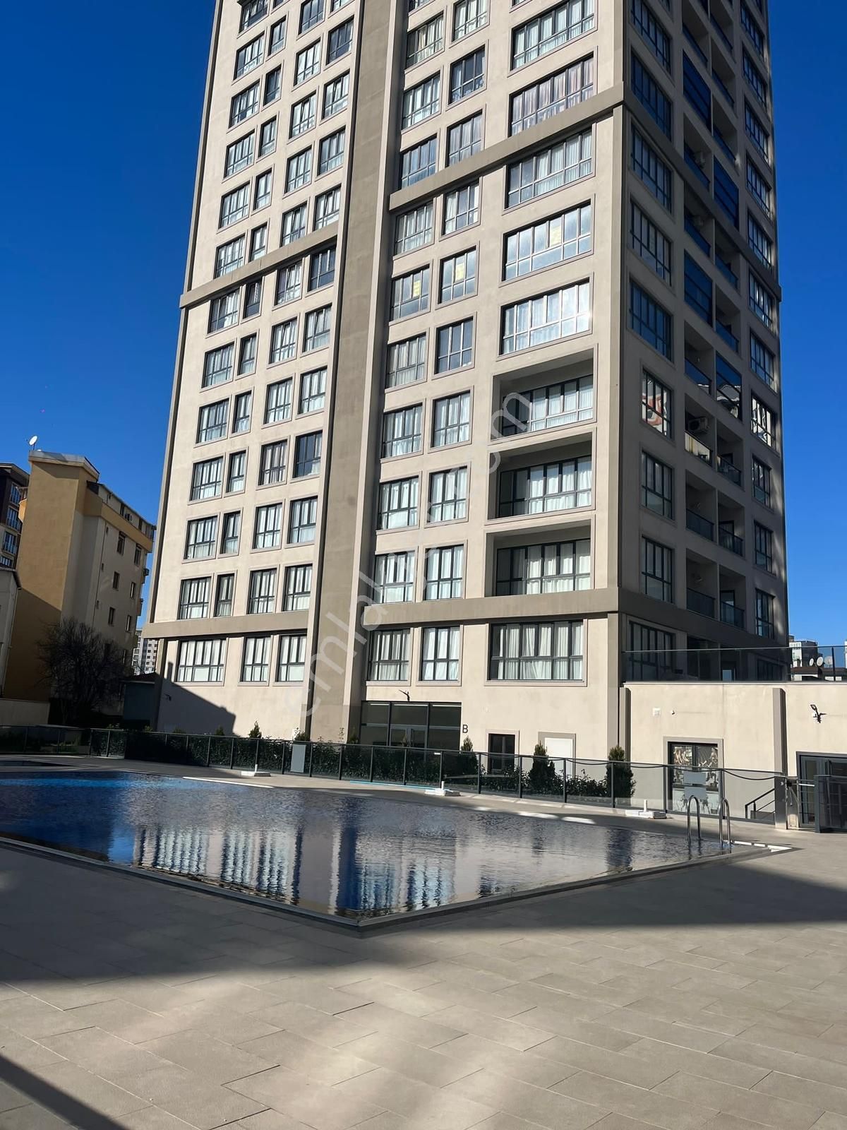 Kartal Yakacık Diamond Life Sitesi Balkonlu Satılık 3+1 Daire