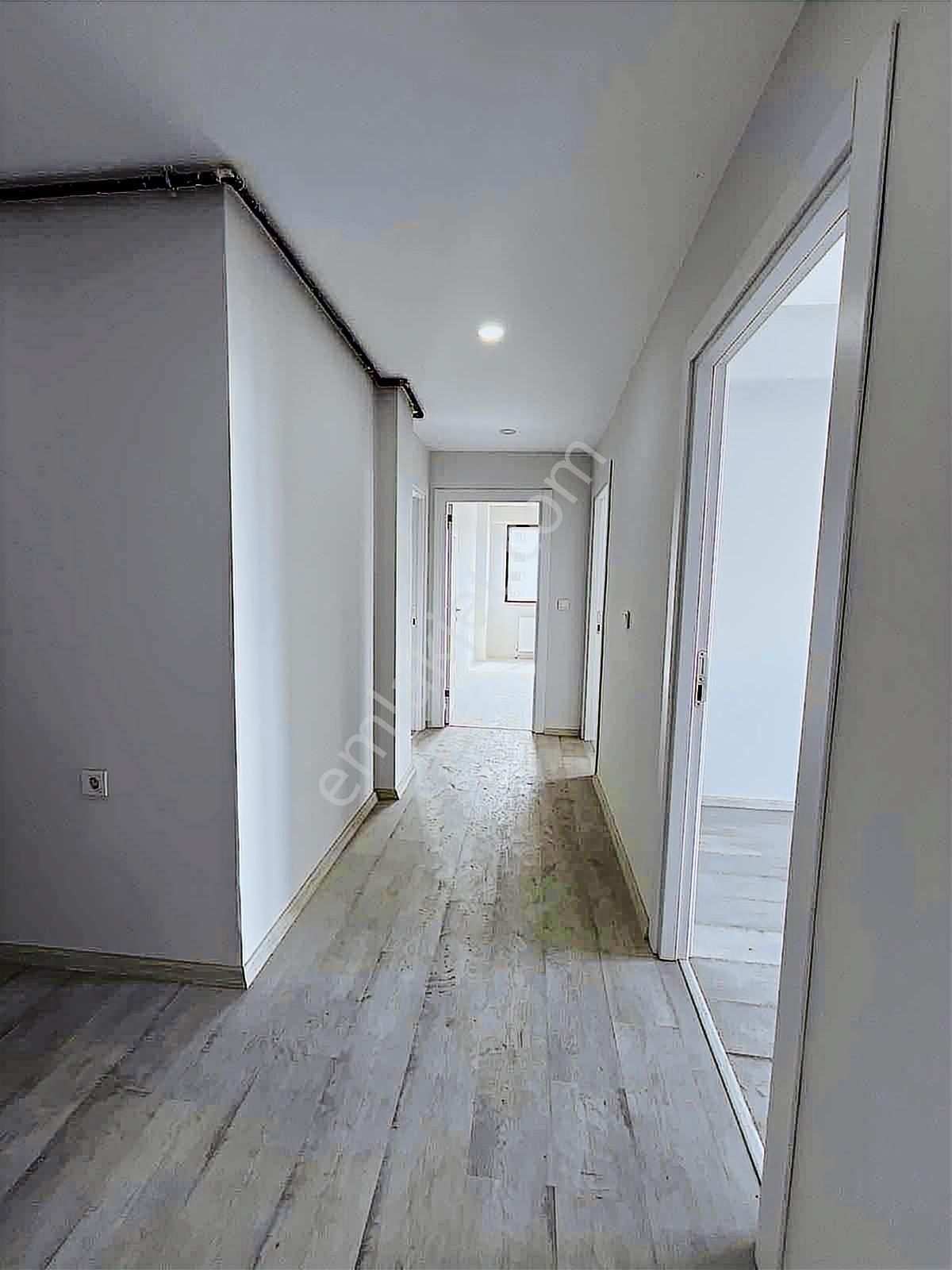 Tuzla Aydınlı Aydınlı Mah. Merkezi Konumda Satılık 3+1 Daire - Görsel 24